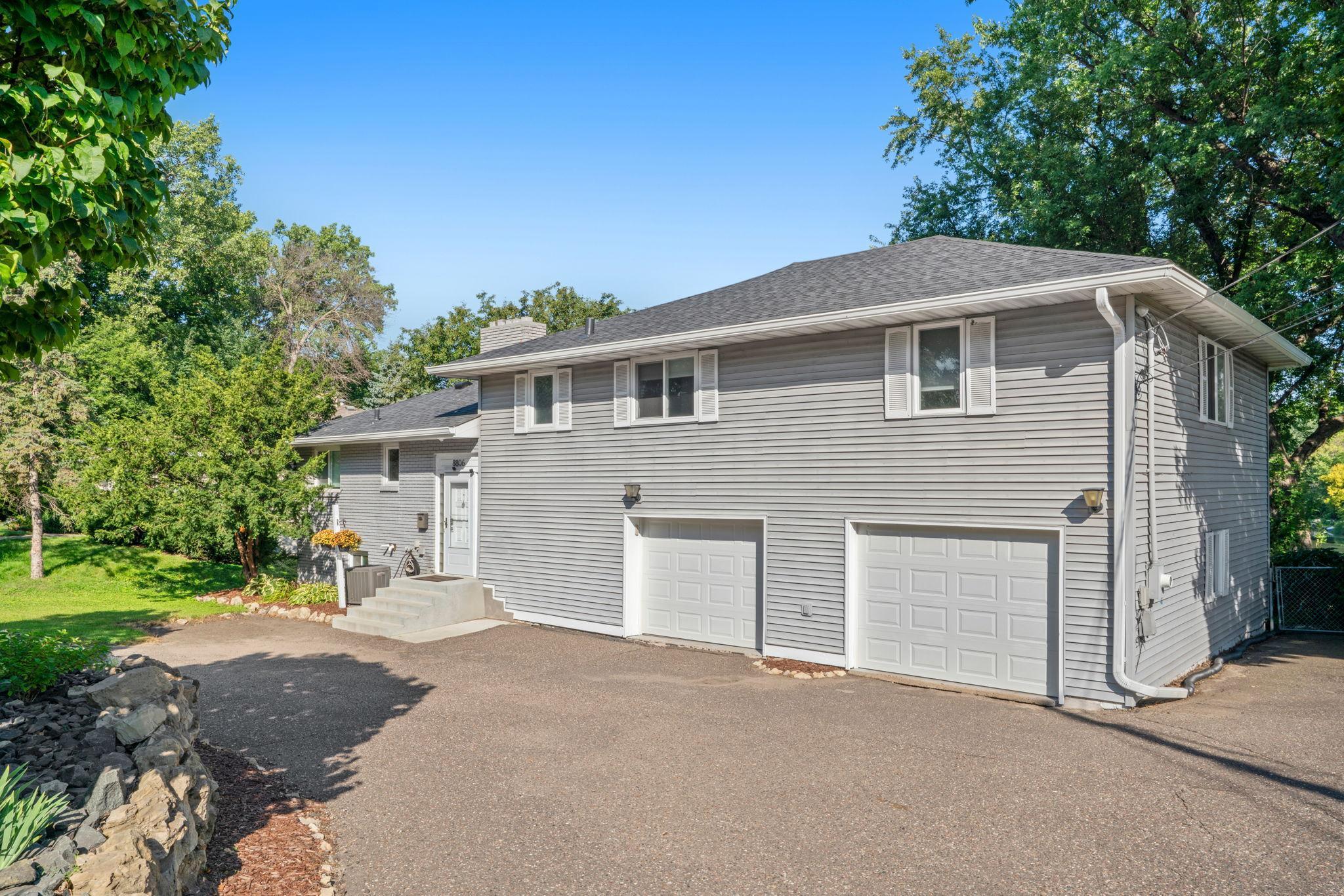 8806 Minnetonka Boulevard