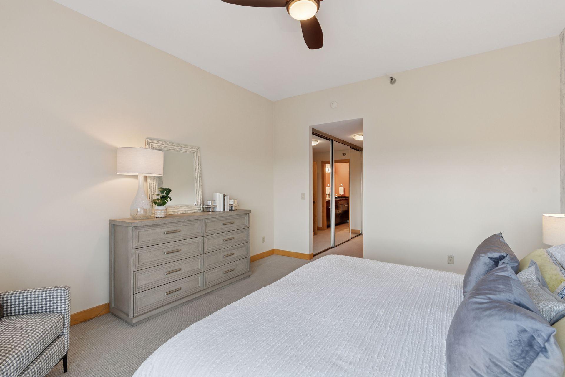 401 S 1st Street Unit: 1812