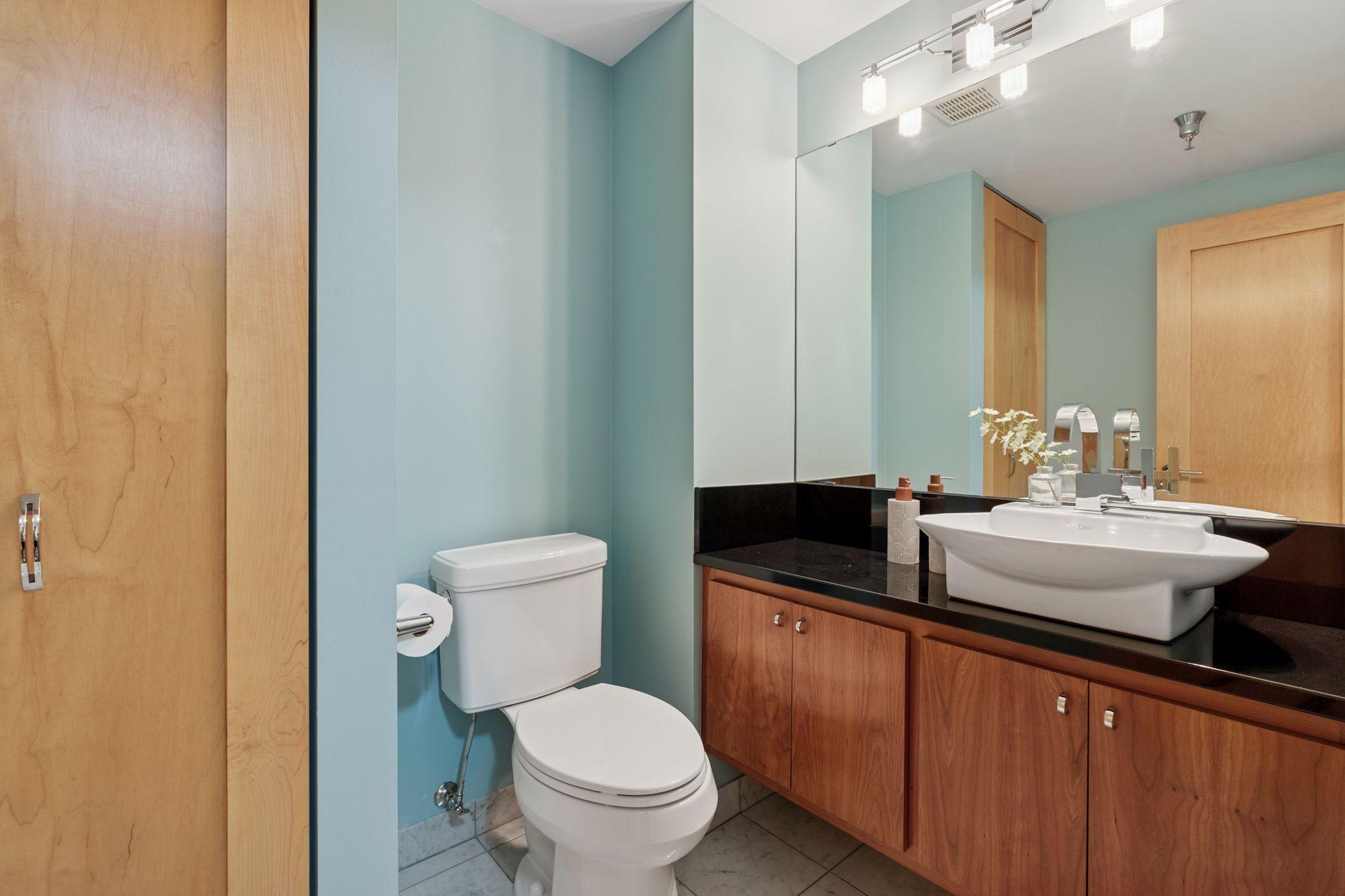 401 S 1st Street Unit: 1812