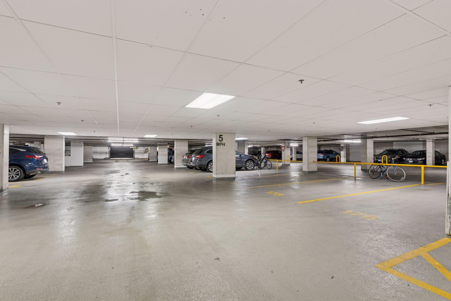 401 S 1st Street Unit: 1812