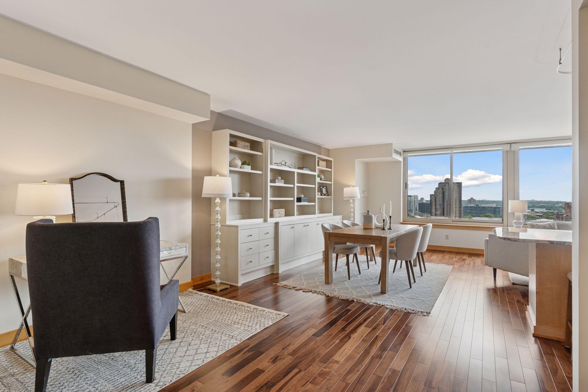 401 S 1st Street Unit: 1812