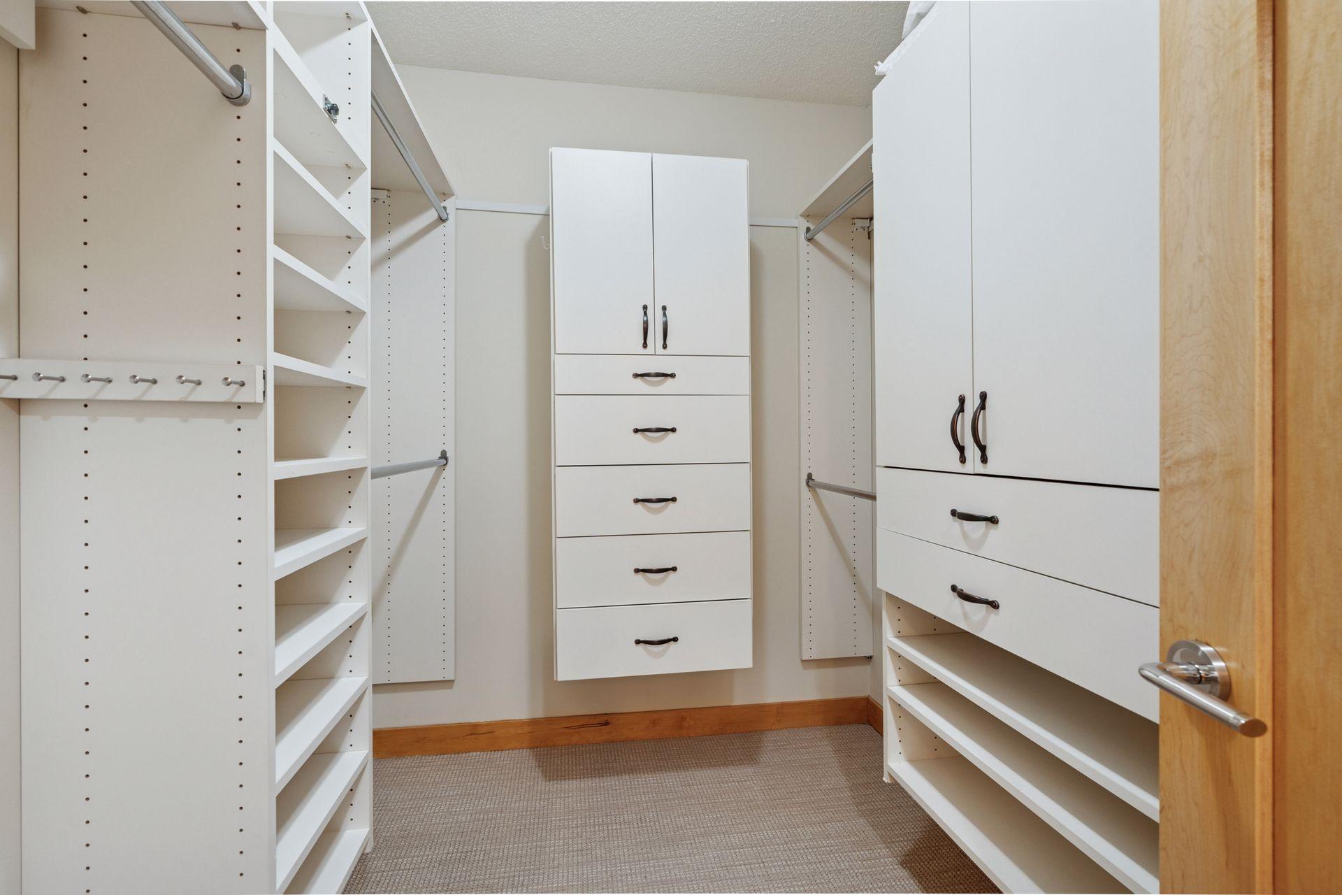 401 S 1st Street Unit: 1812