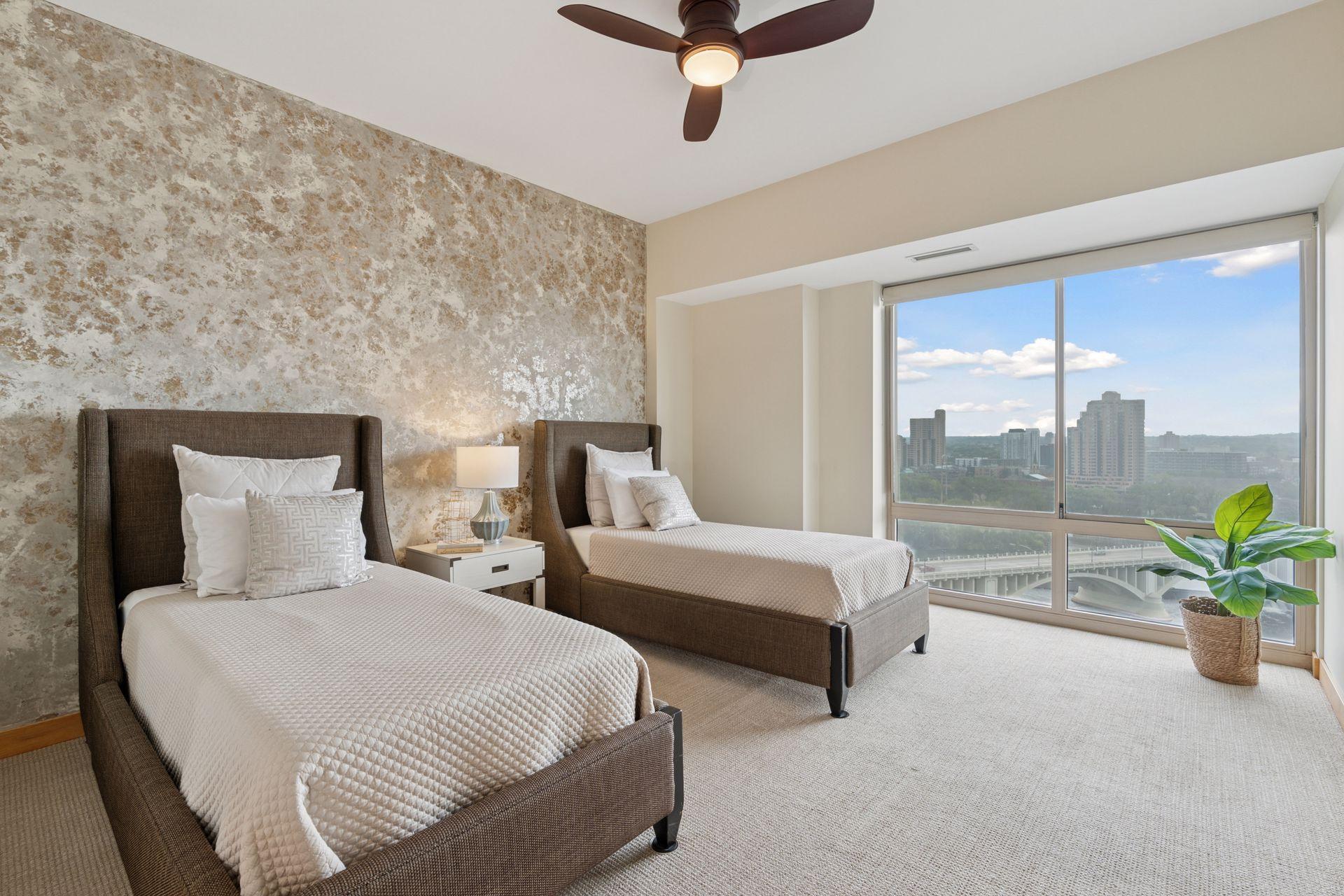 401 S 1st Street Unit: 1812