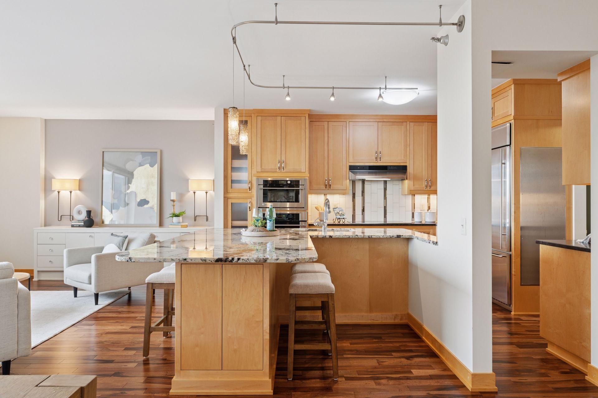 401 S 1st Street Unit: 1812