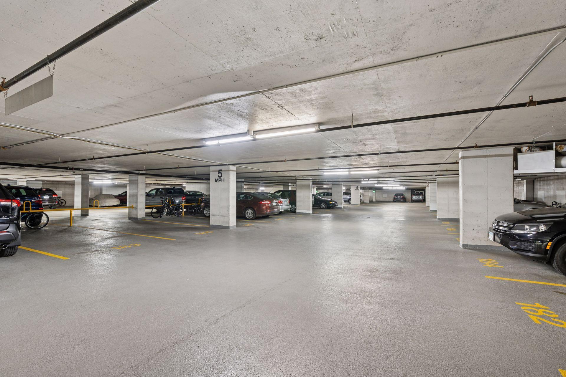 401 S 1st Street Unit: 1812