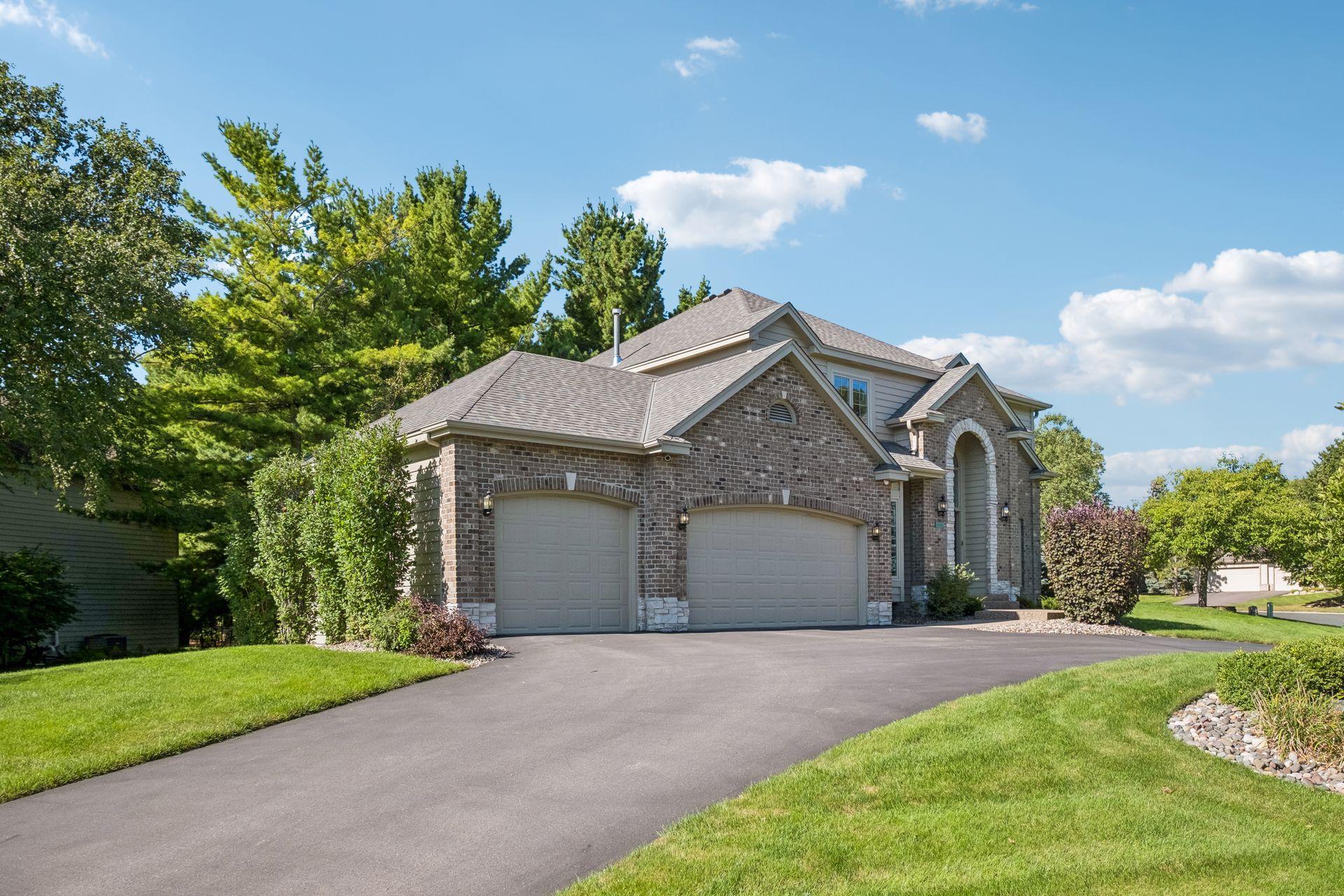 11086 Holland Circle