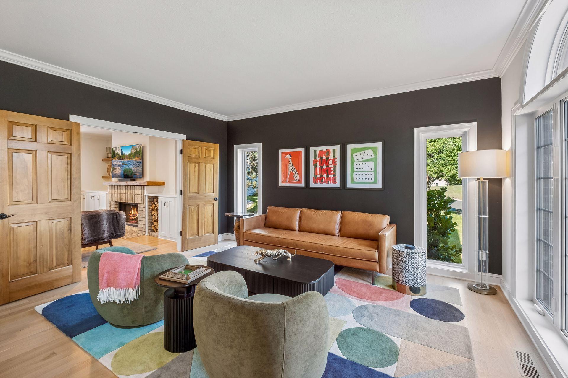 11086 Holland Circle