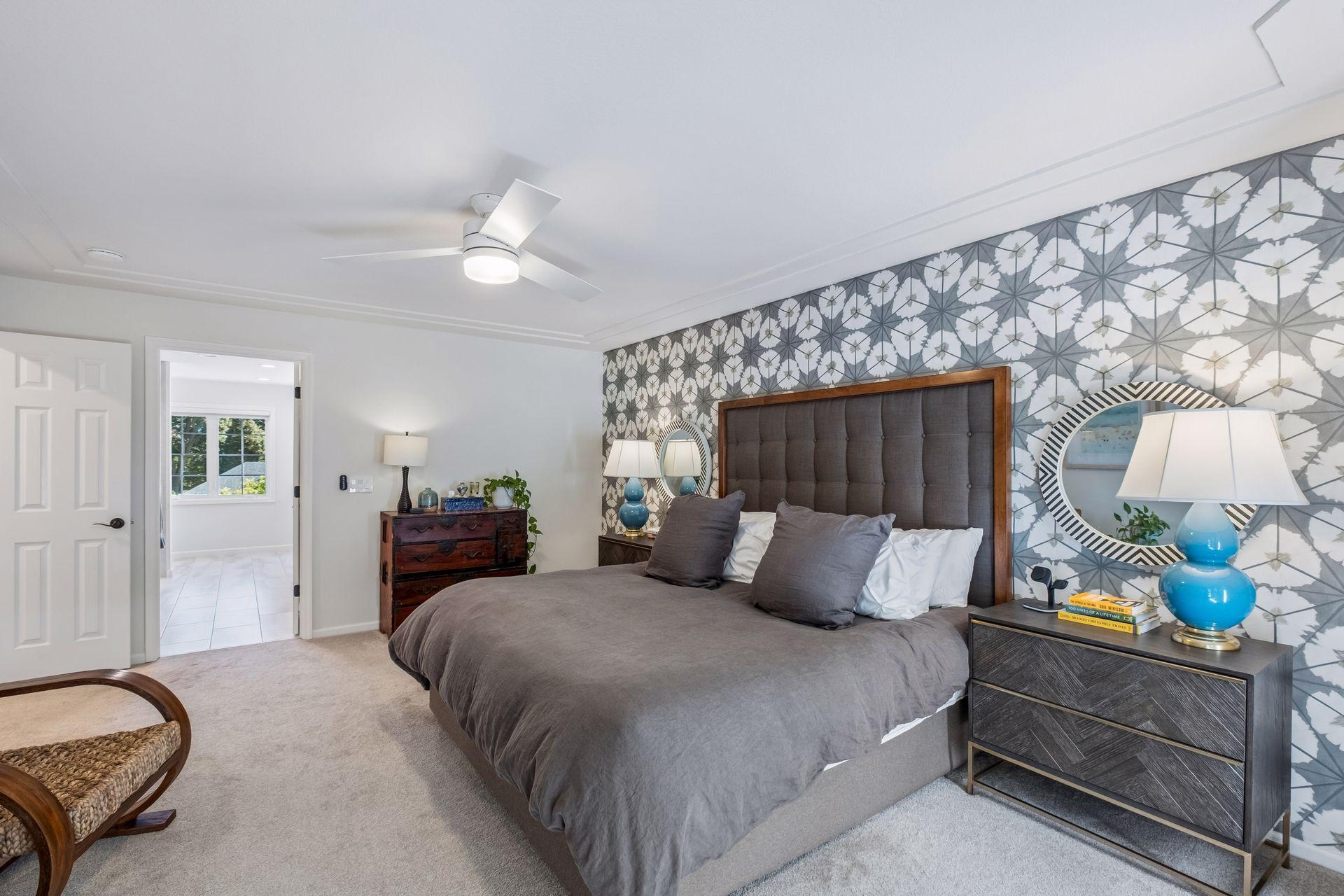 11086 Holland Circle