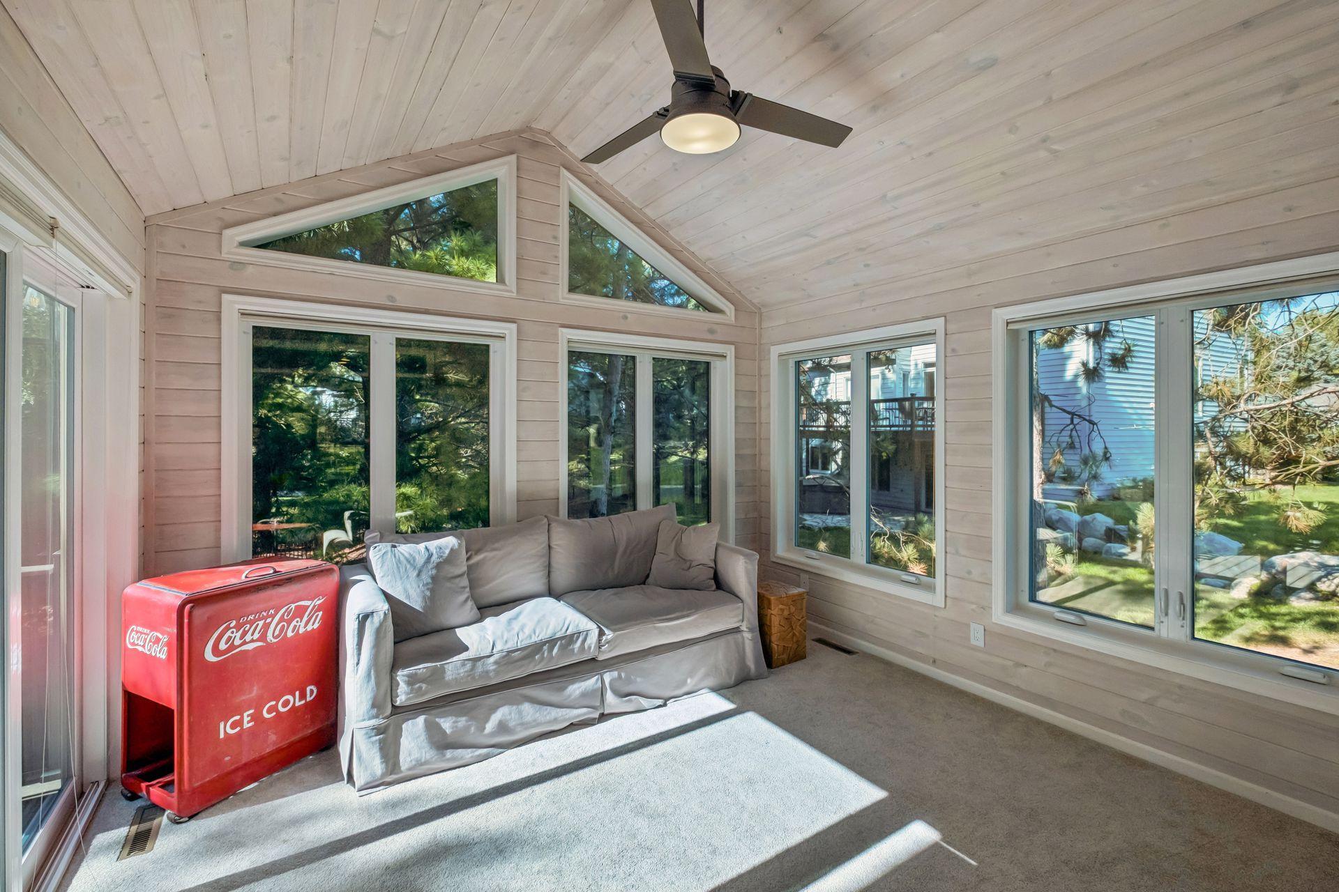 11086 Holland Circle