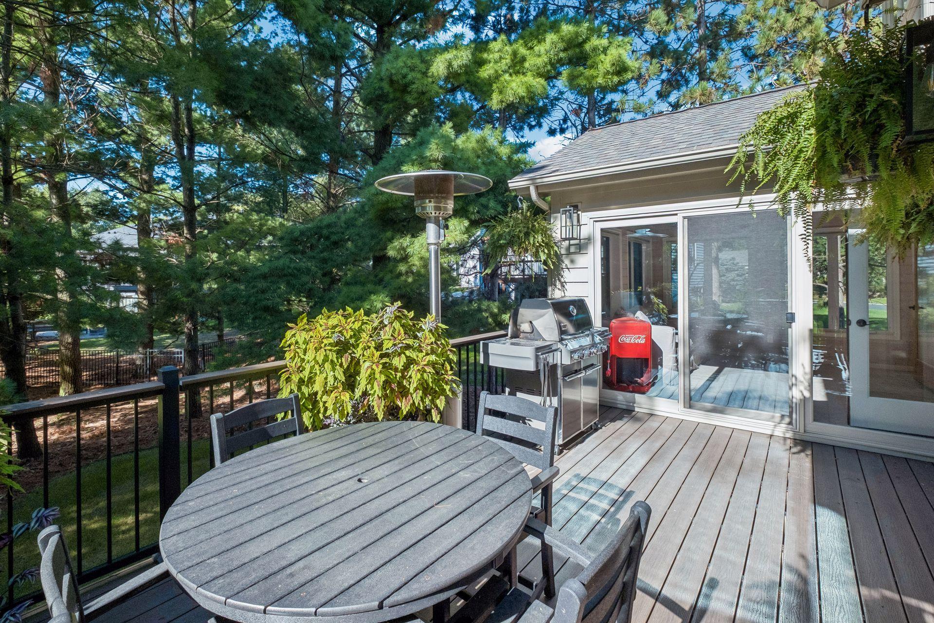 11086 Holland Circle