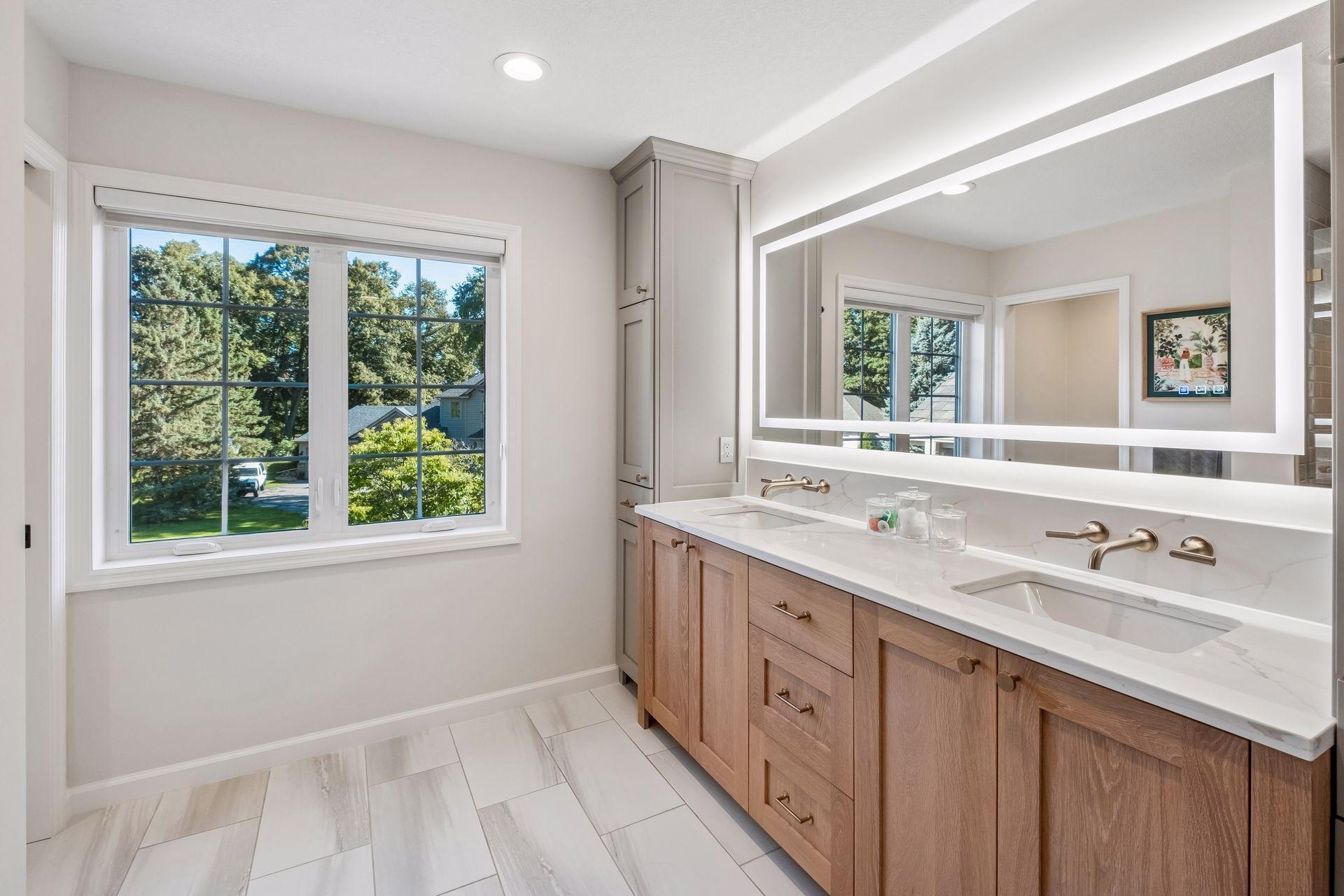 11086 Holland Circle