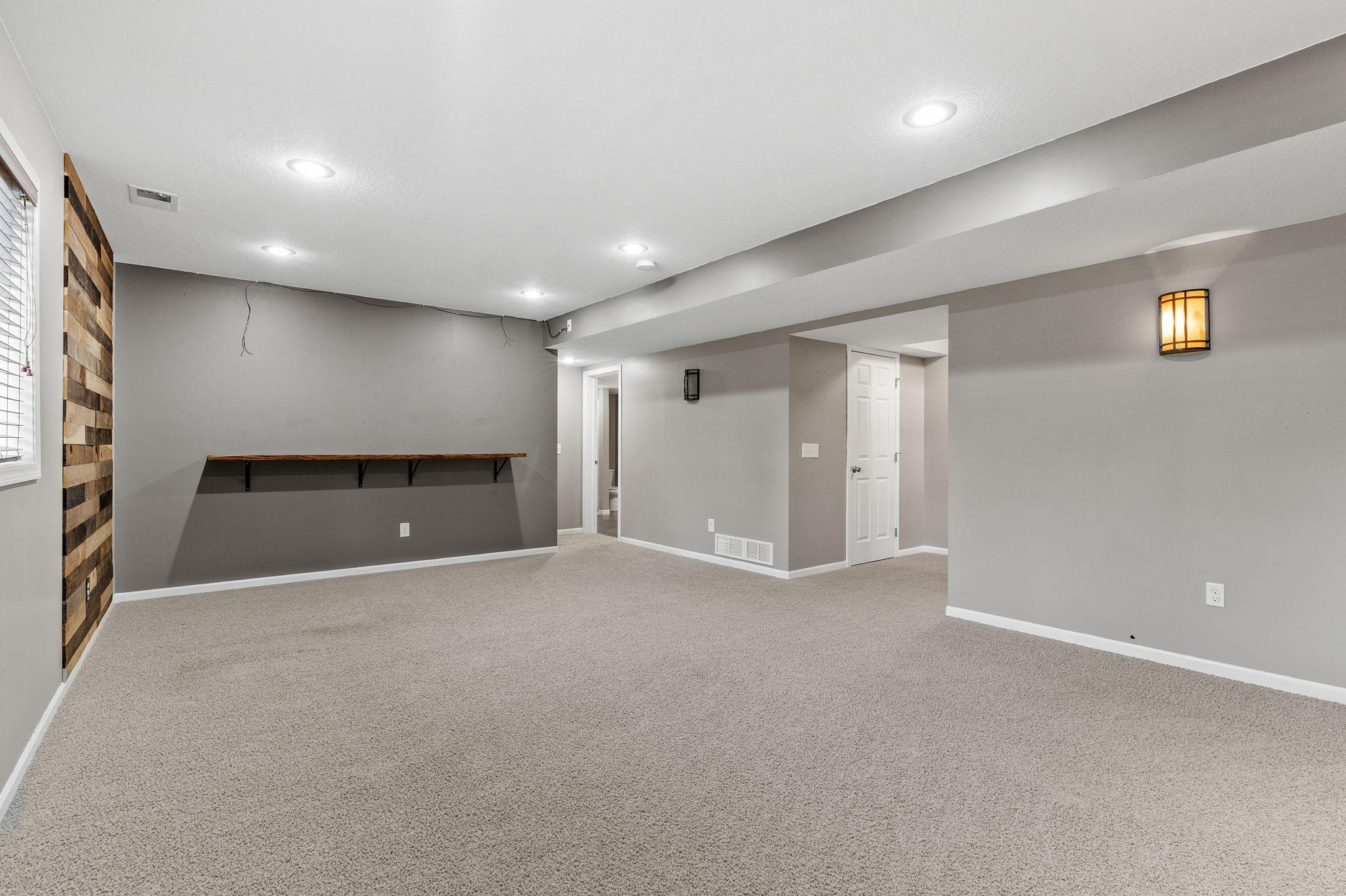 16296 Fallbrook Drive