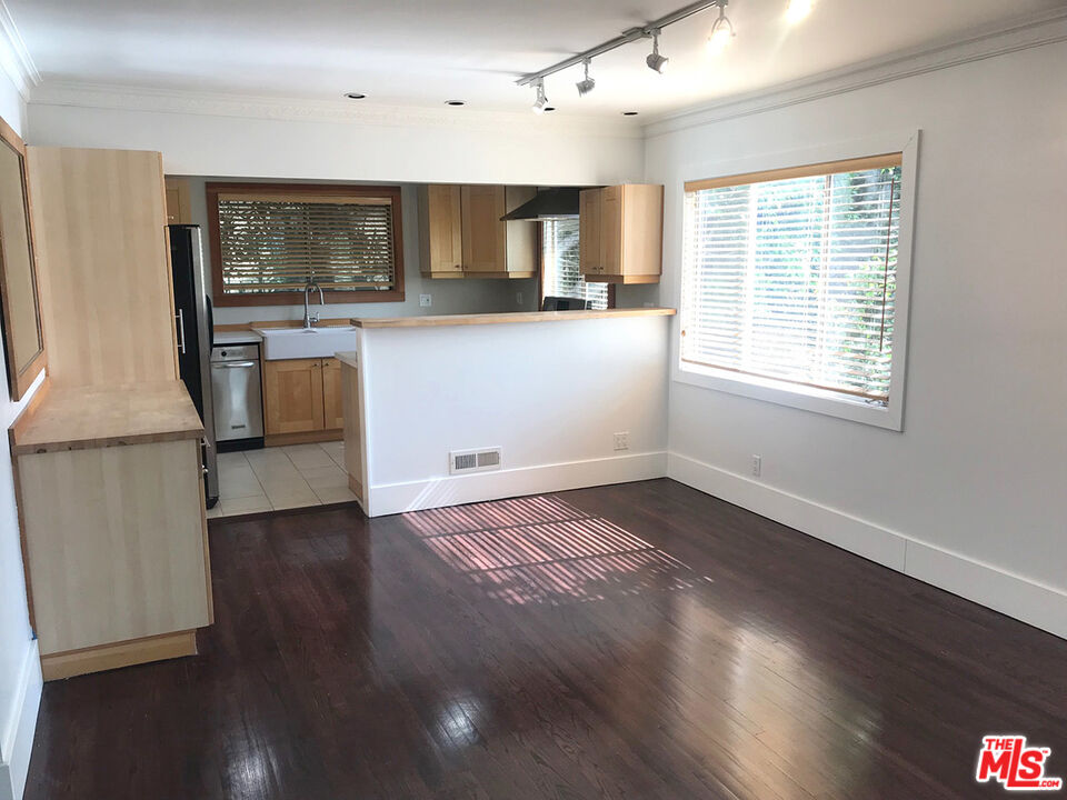 1223 SUNSET PLAZA DR., UNIT A