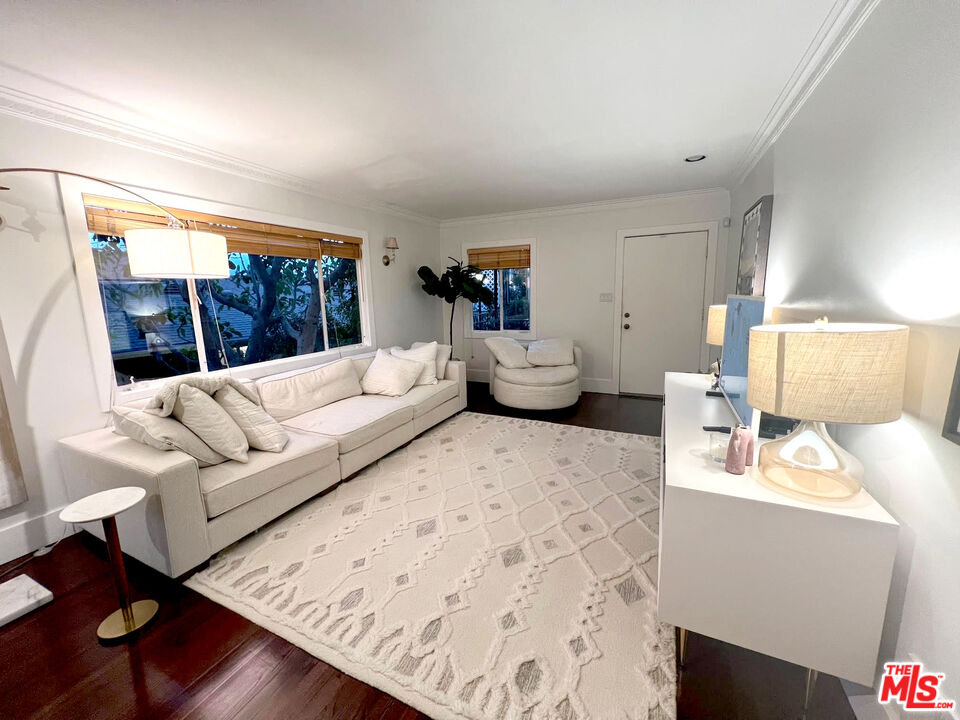 1223 SUNSET PLAZA DR., UNIT A