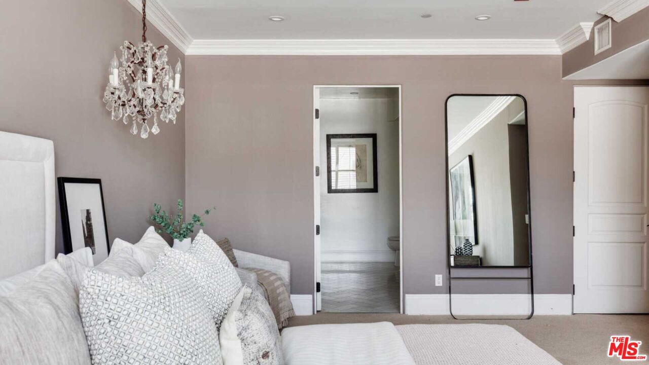 11738 Kiowa Ave Unit: 304