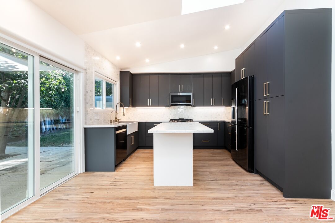 12042 Sylvester St Unit: 42