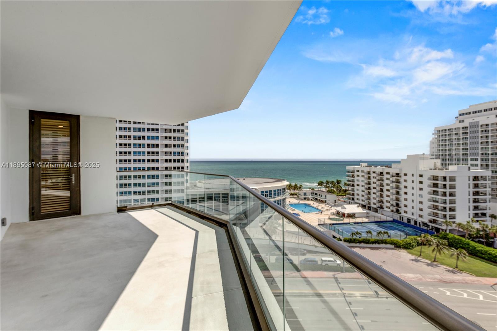 5500 Collins Ave # 1104