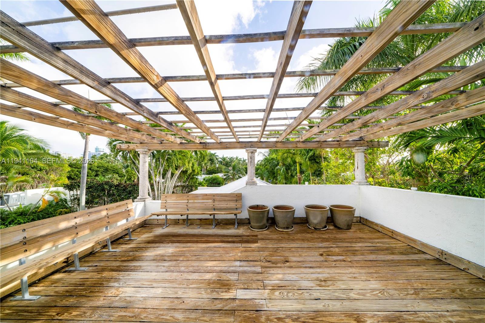 6465 Pine Tree Drive Cir