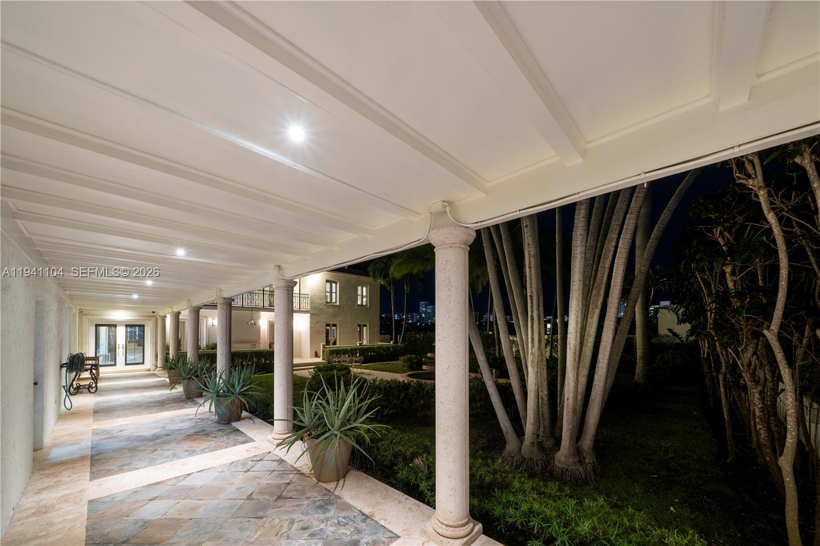 6465 Pine Tree Drive Cir