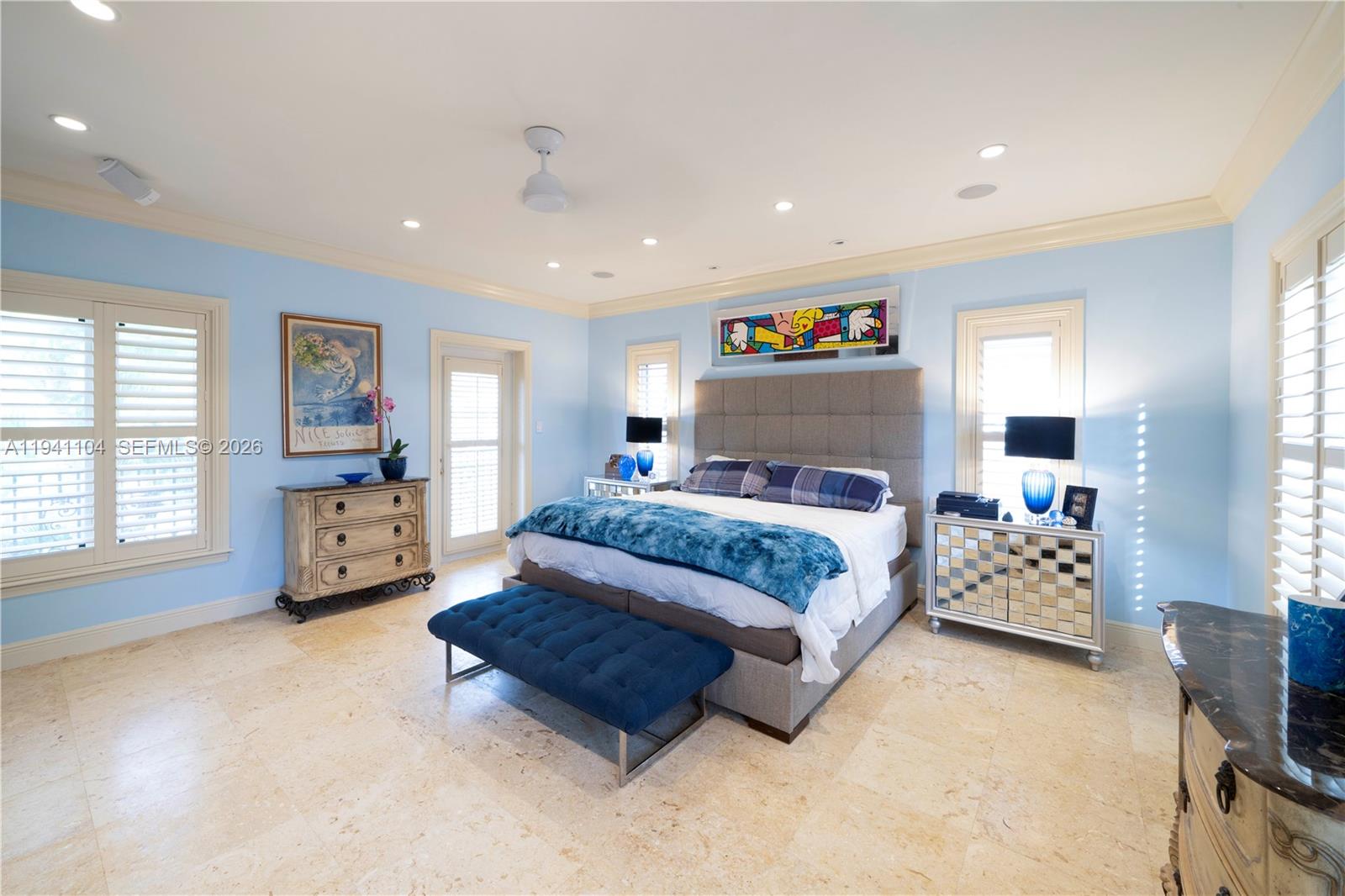 6465 Pine Tree Drive Cir