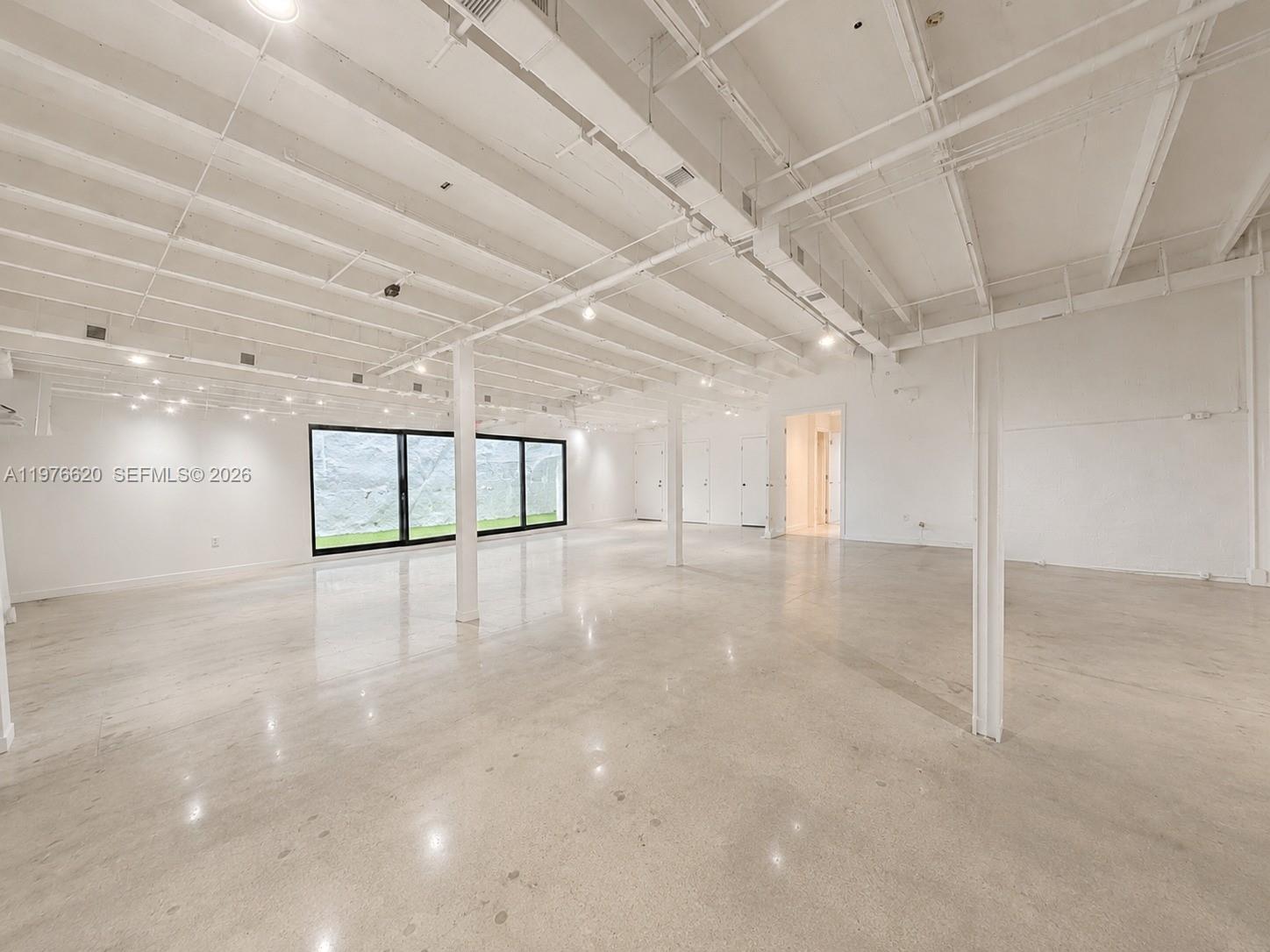 550 NW 29th St