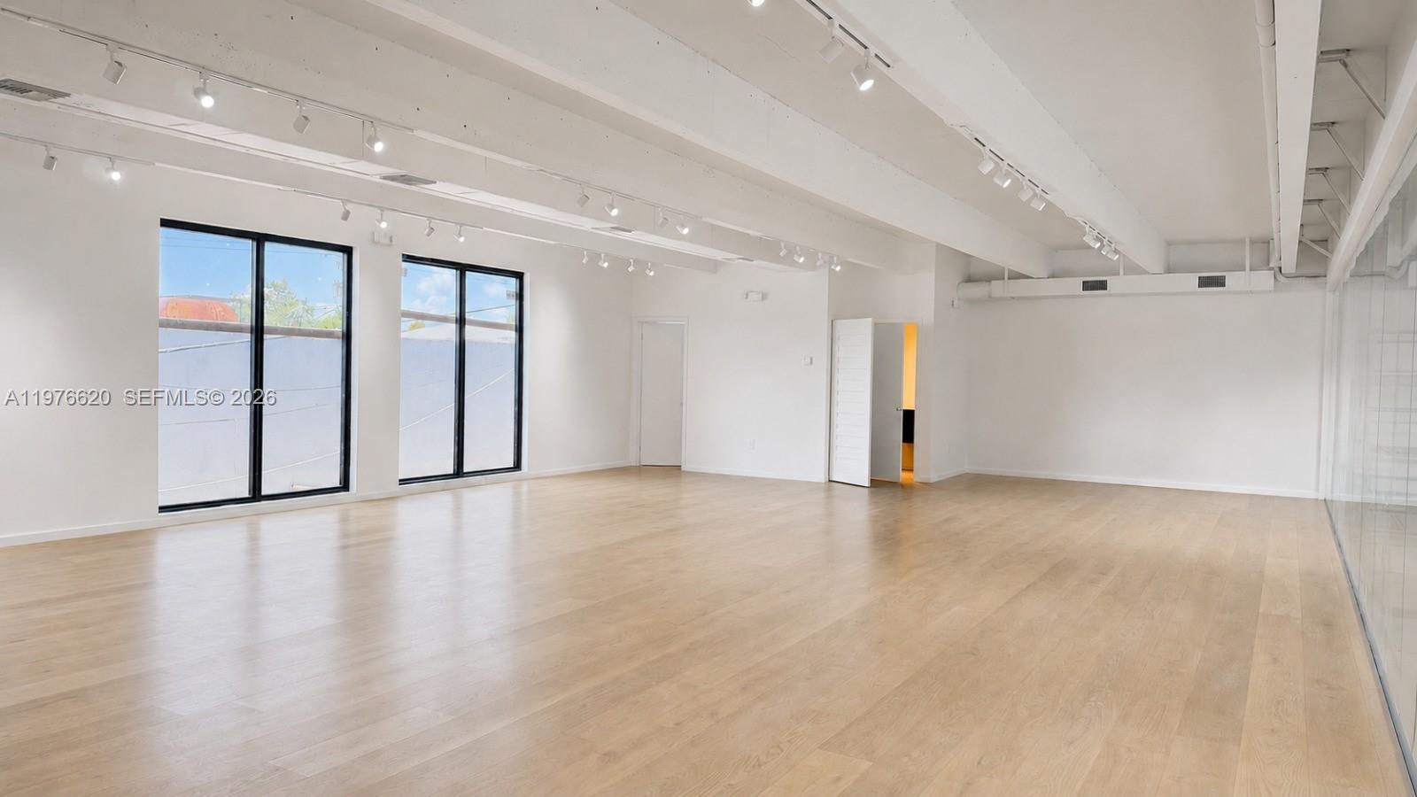 550 NW 29th St