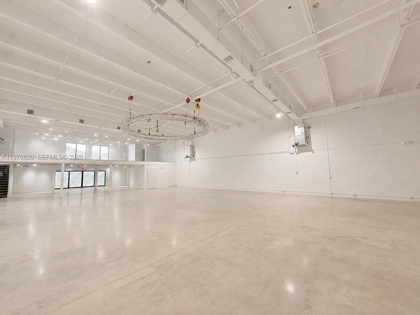 550 NW 29th St