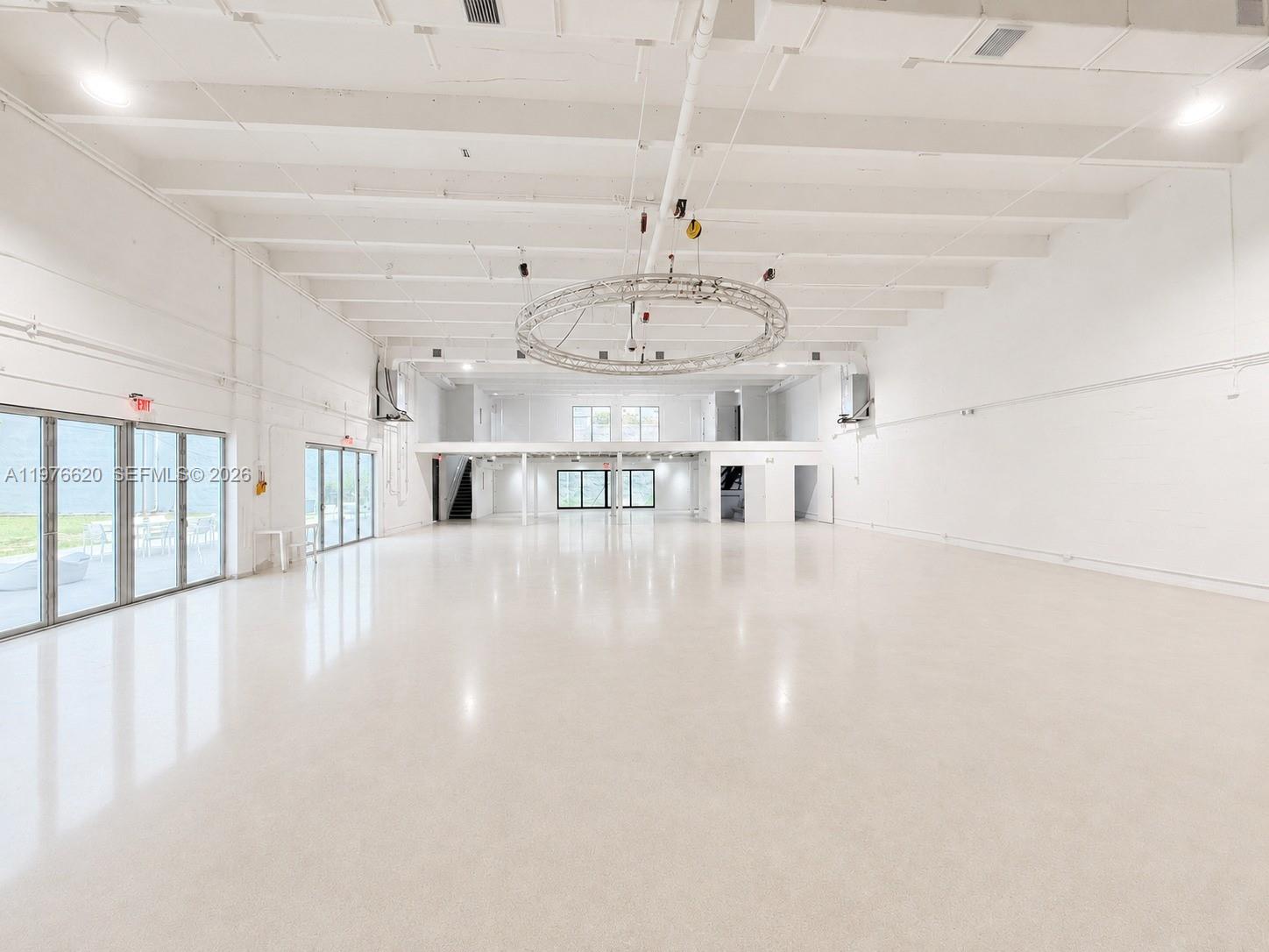 550 NW 29th St
