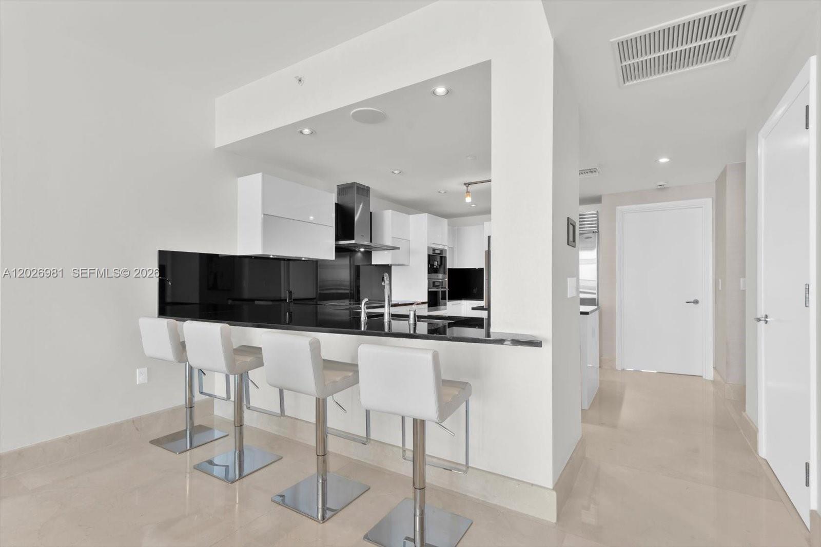 17121 Collins Ave # 3905