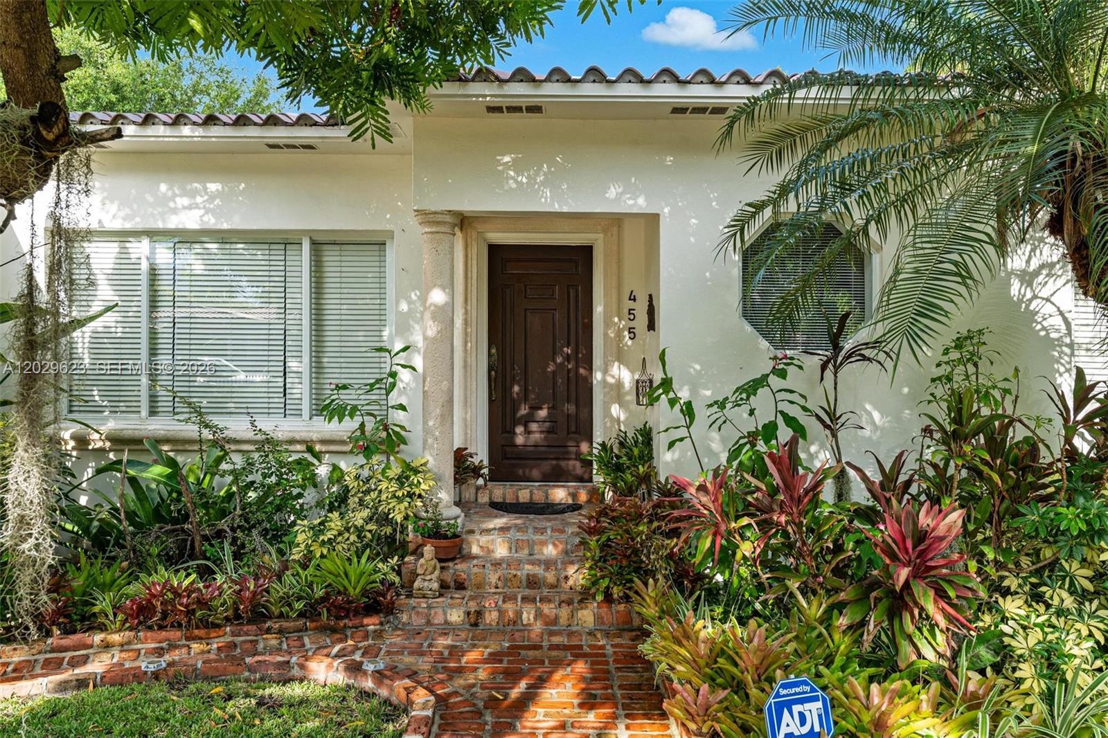 455 W Dilido Dr