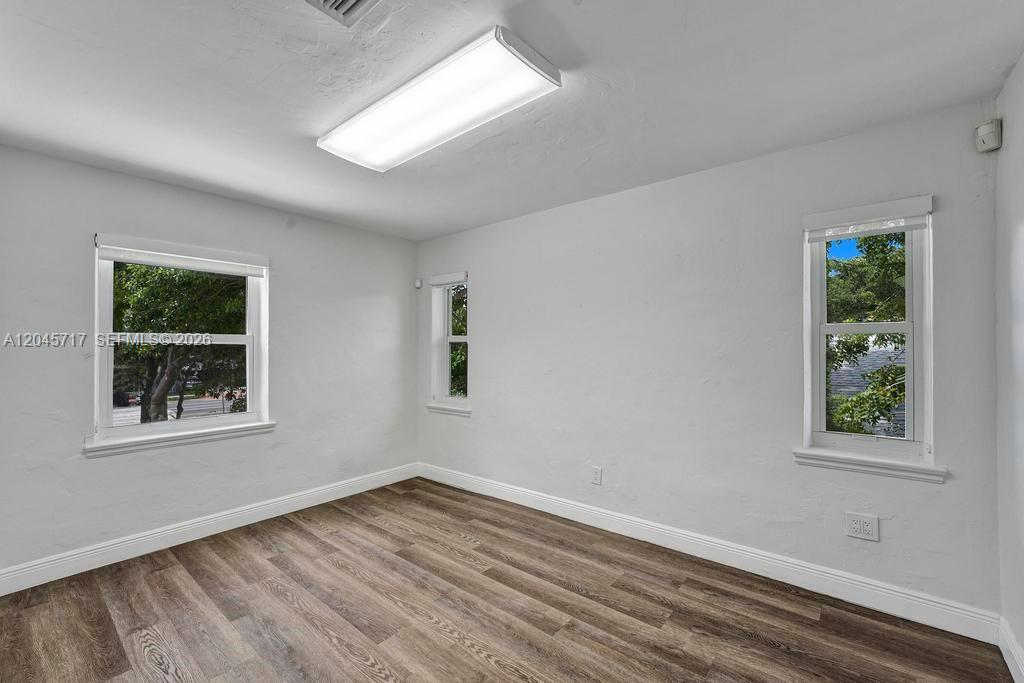 1225 Alton Rd