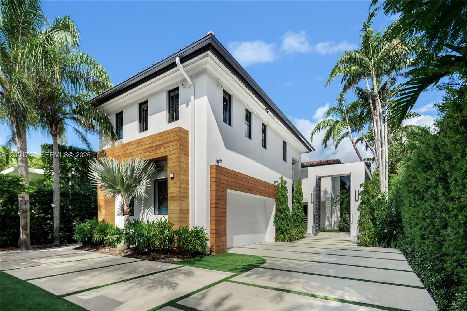 4442 Prairie Ave