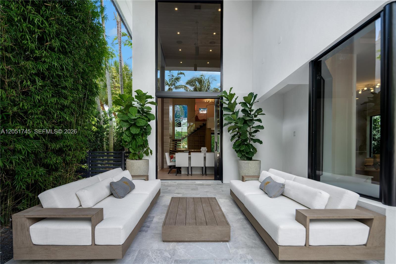4442 Prairie Ave