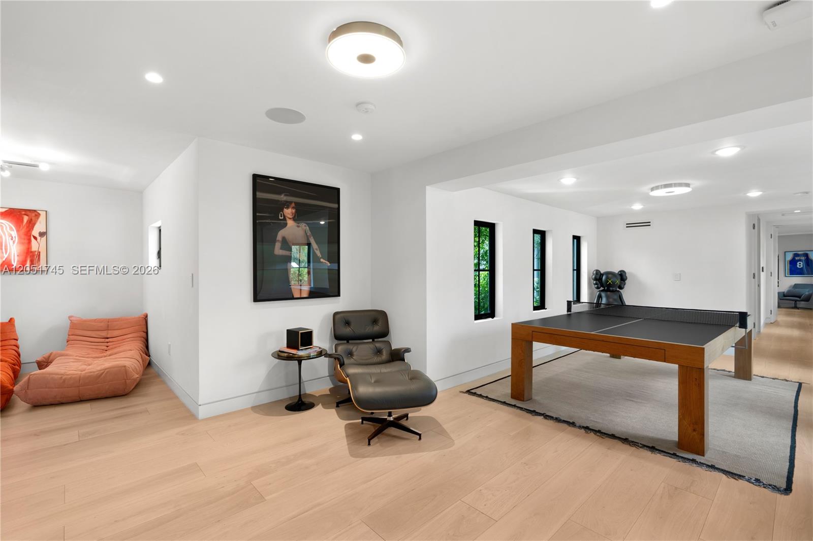 4442 Prairie Ave