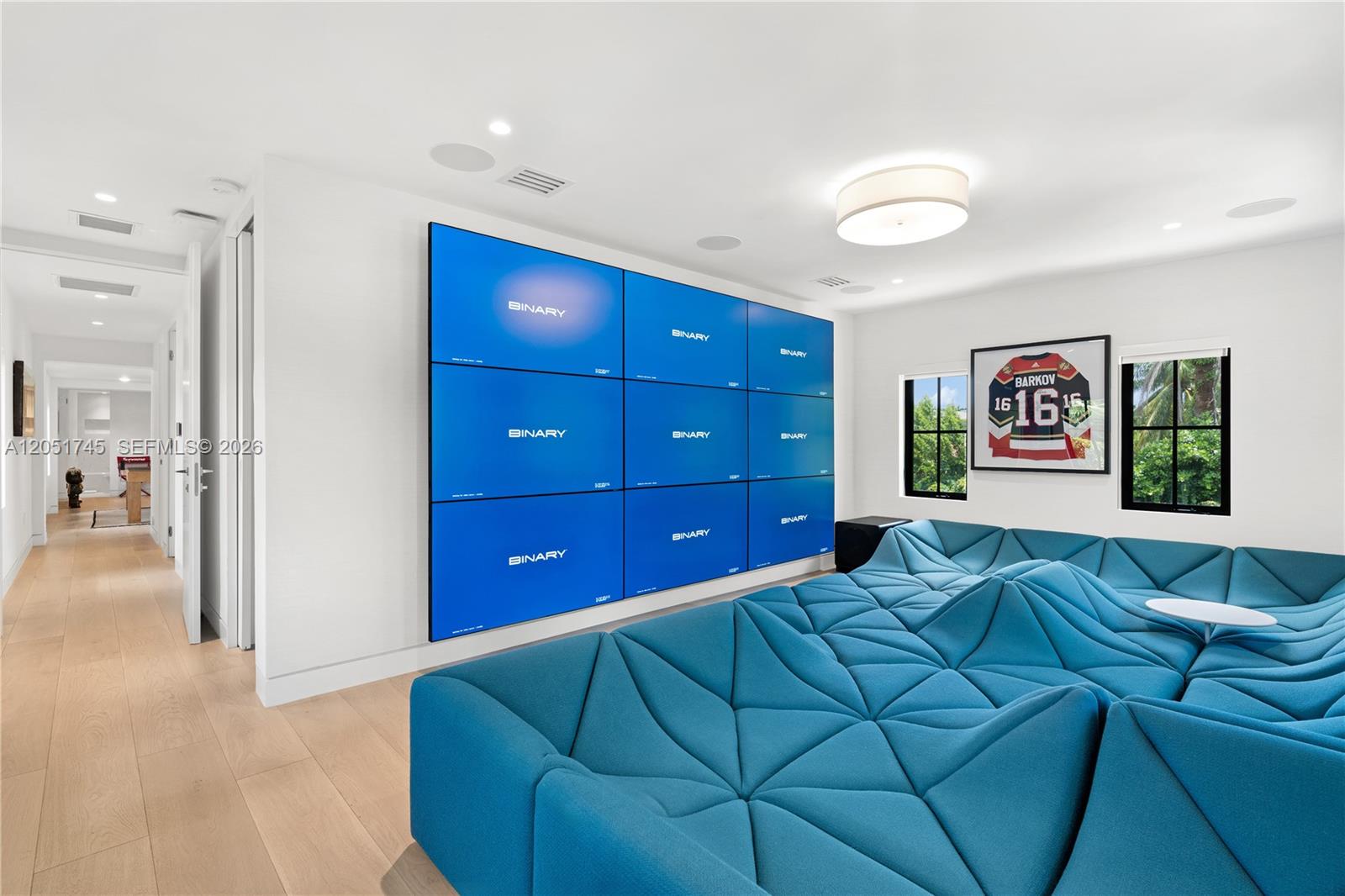 4442 Prairie Ave