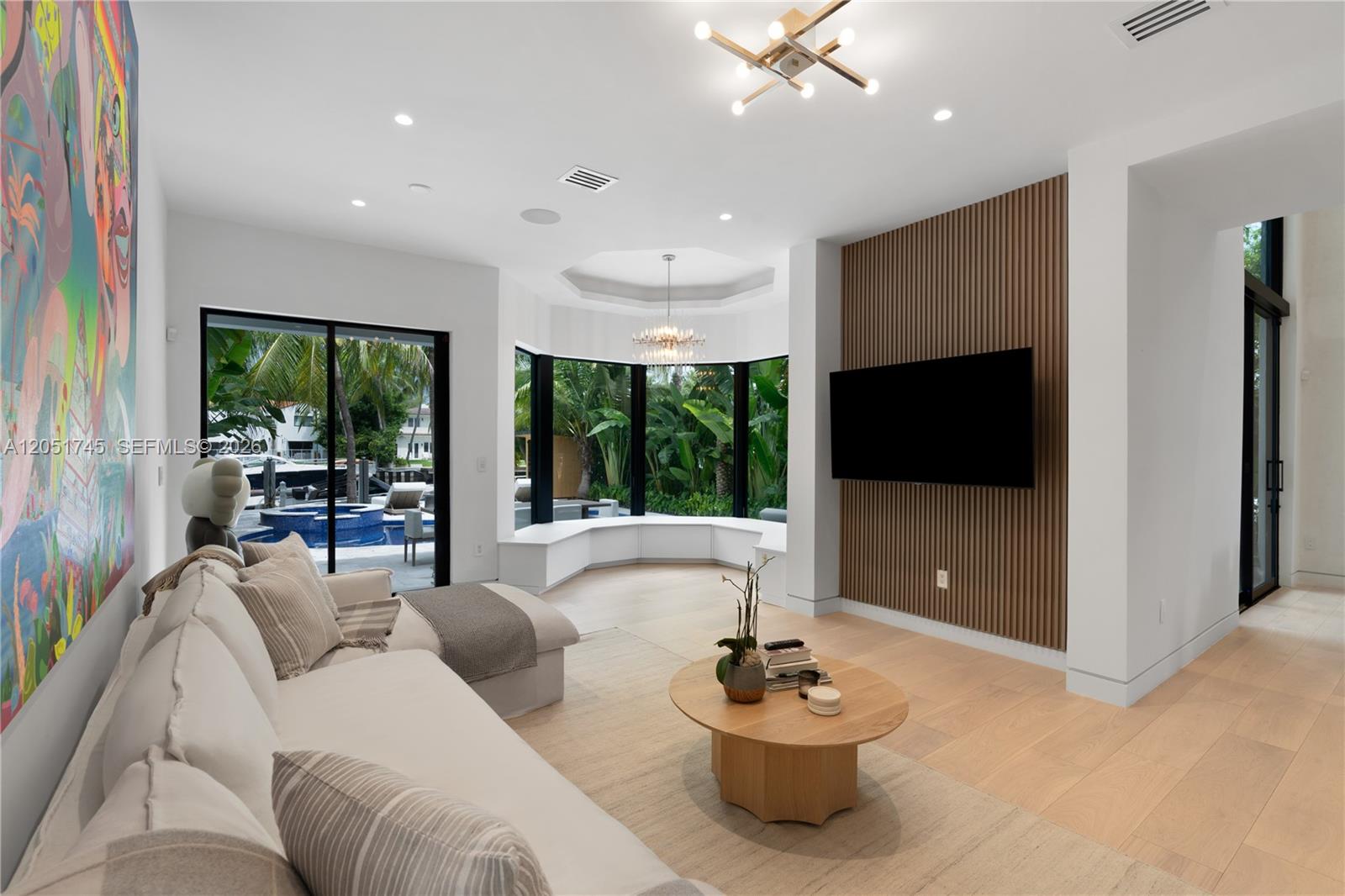 4442 Prairie Ave