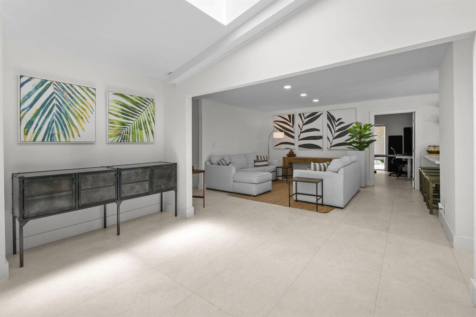114 N Beach Road