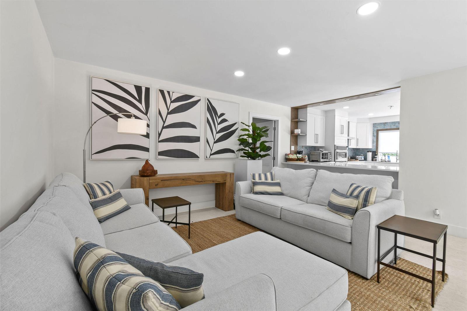 114 N Beach Road