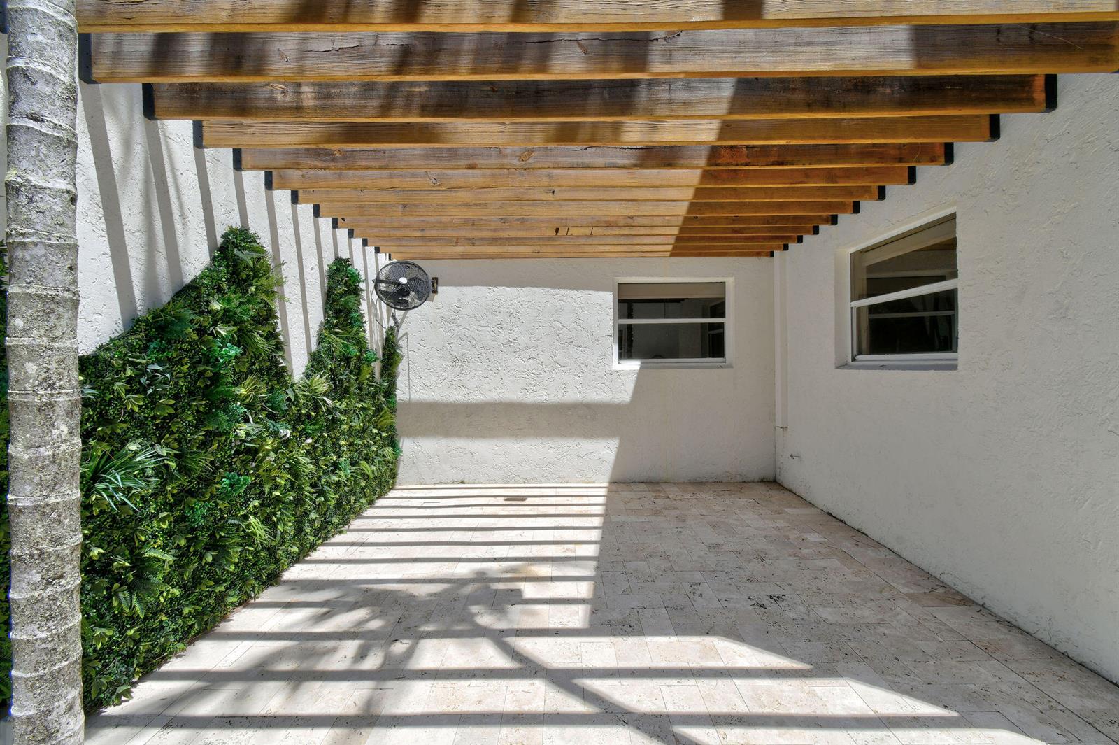 114 N Beach Road