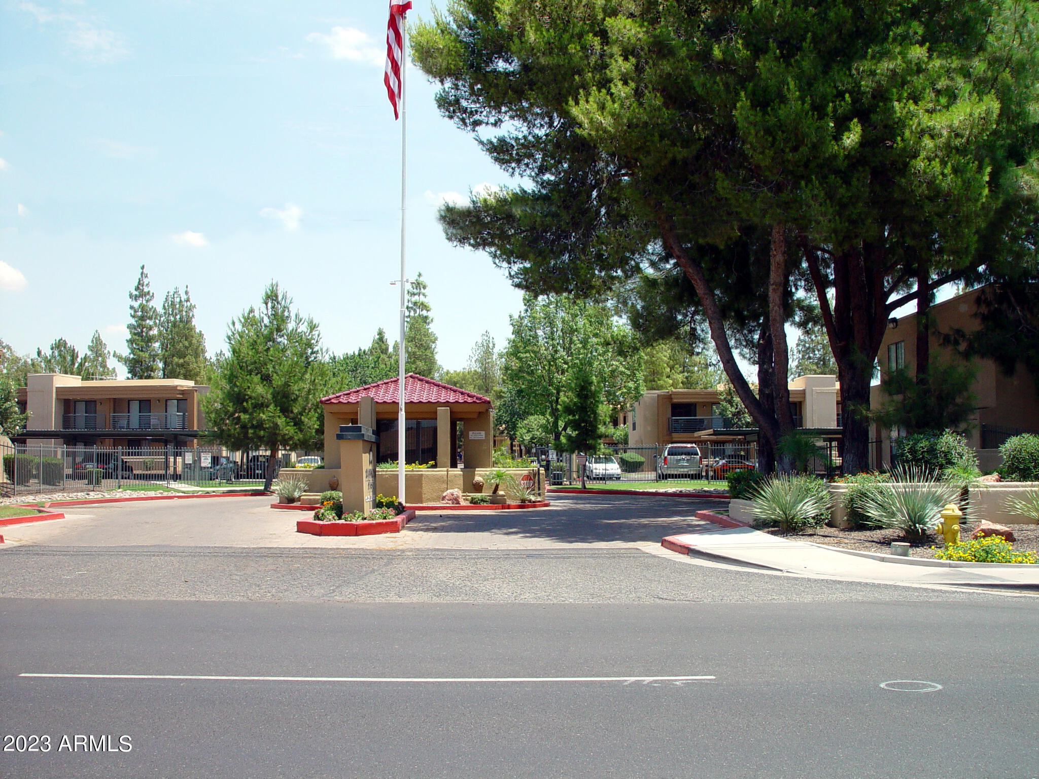 3420 W DANBURY Drive, C231