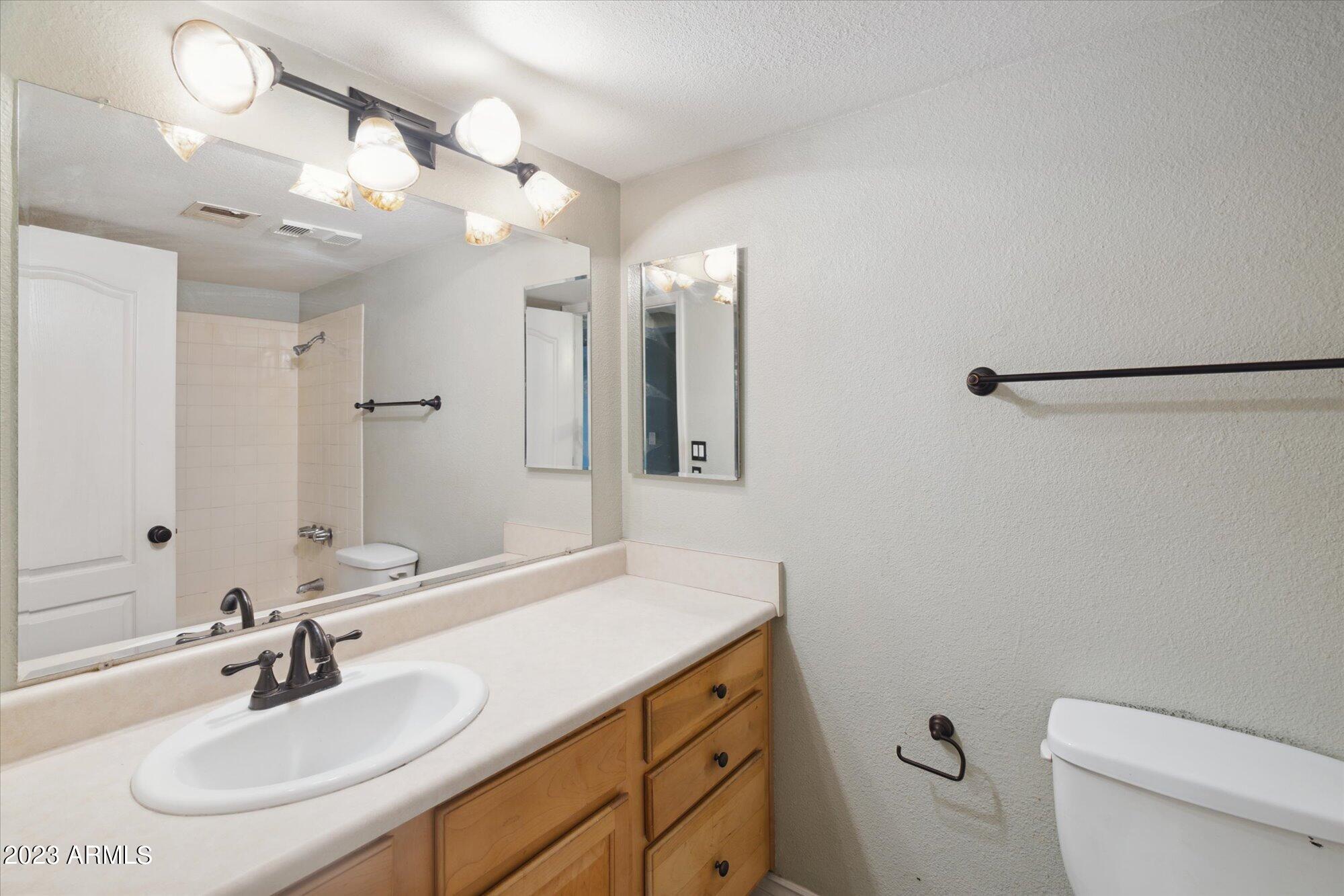 3420 W DANBURY Drive, C231