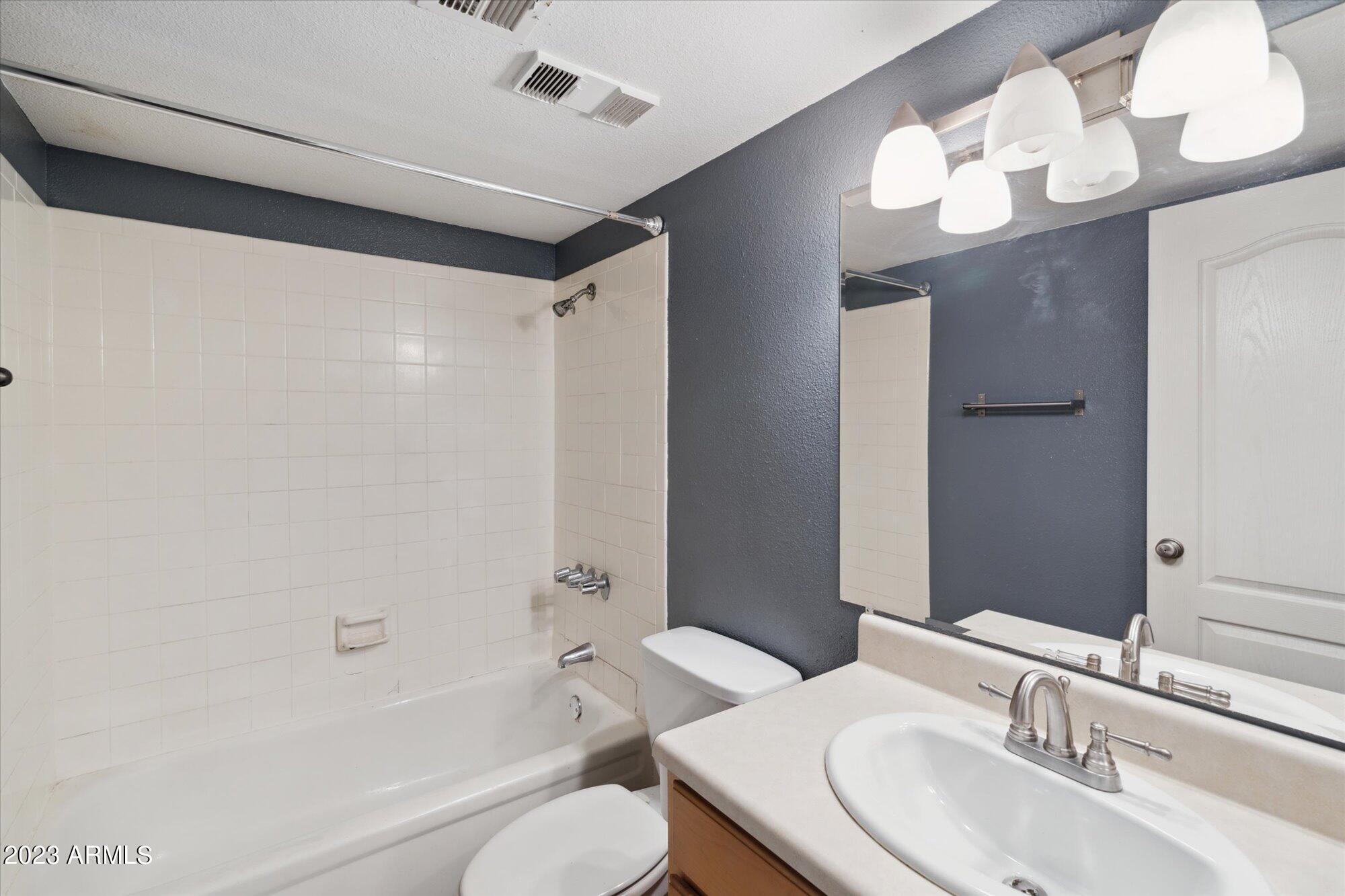 3420 W DANBURY Drive, C231