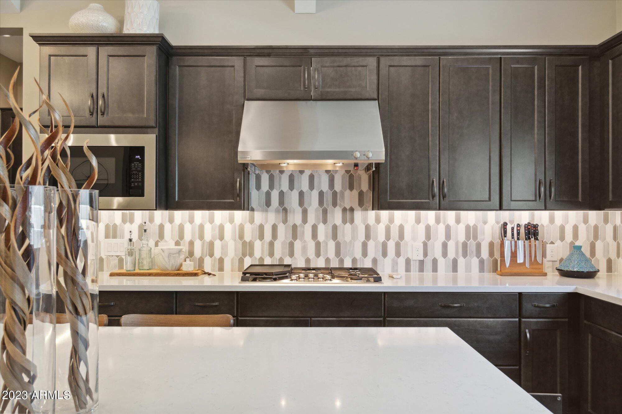 20471 W COOLIDGE Street