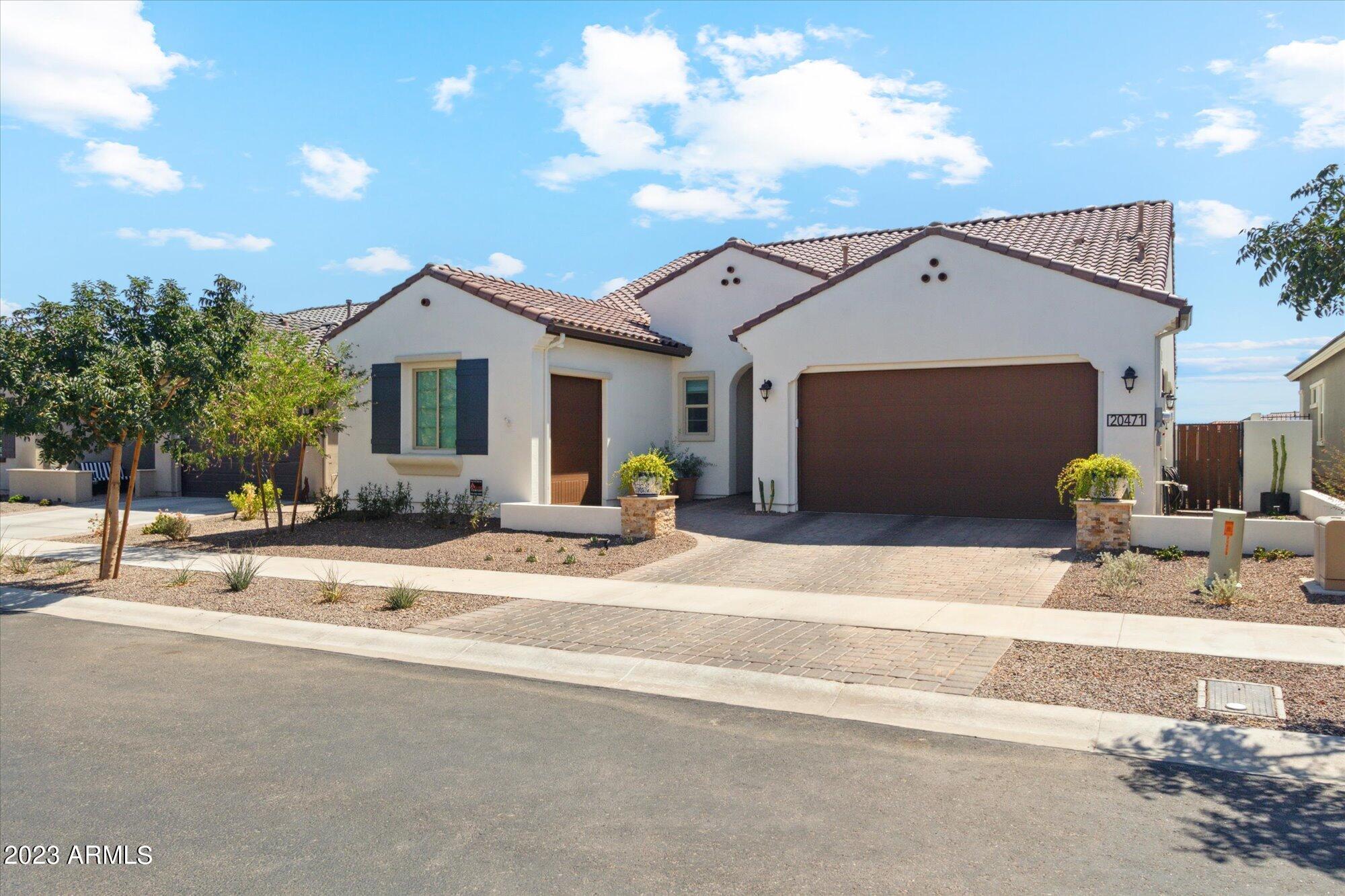 20471 W COOLIDGE Street