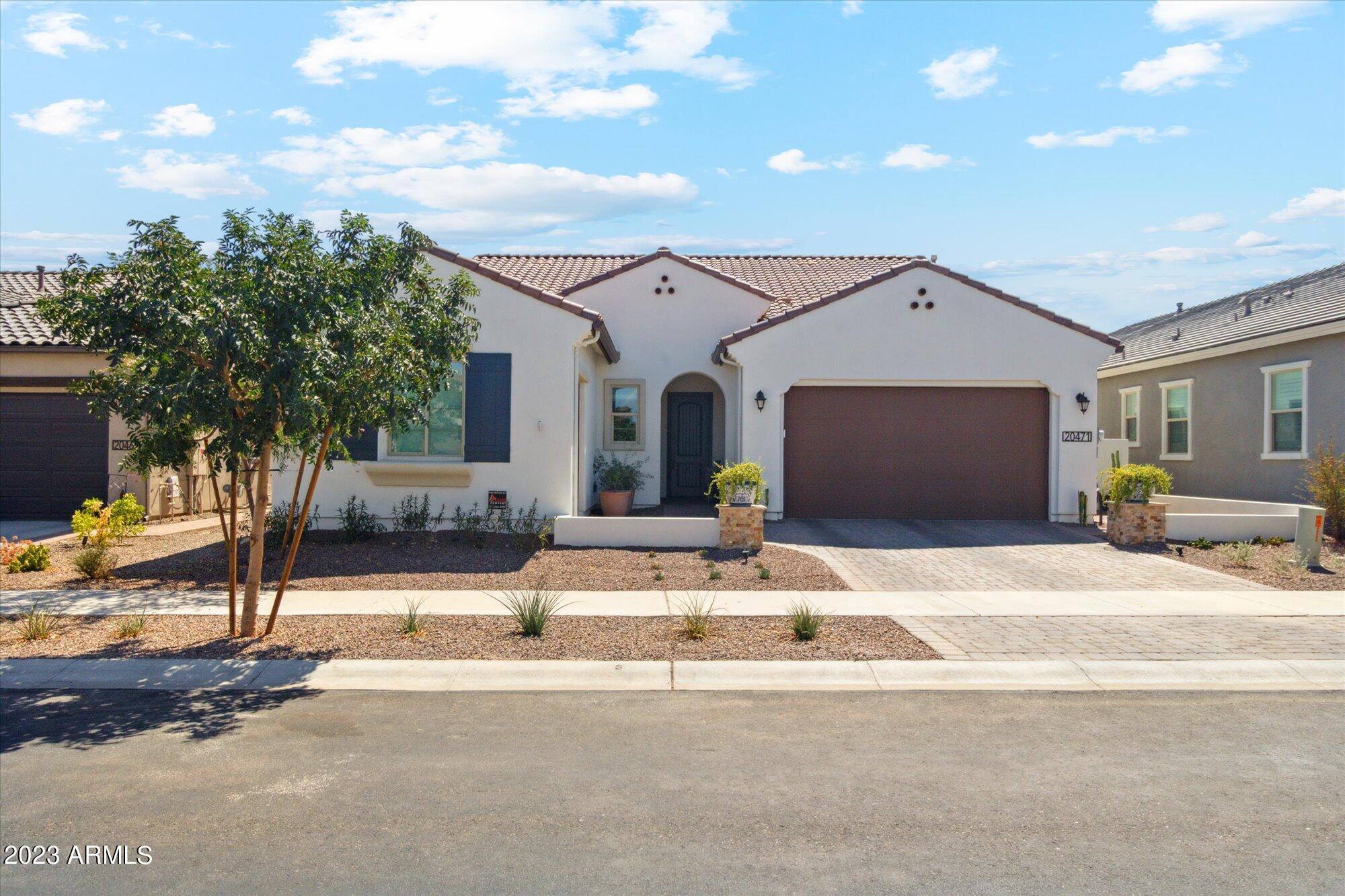 20471 W COOLIDGE Street