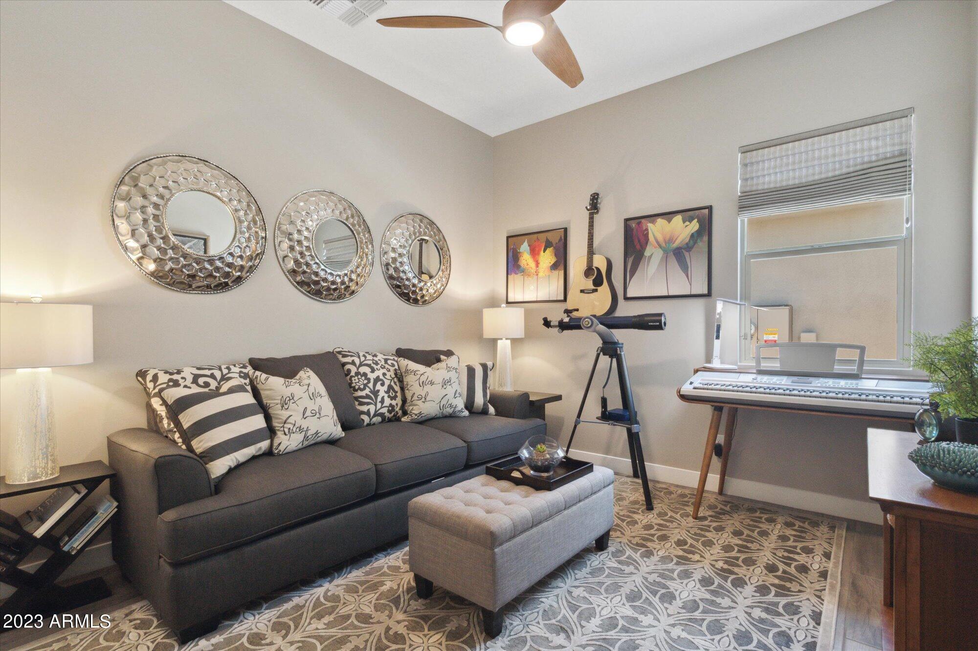 20471 W COOLIDGE Street