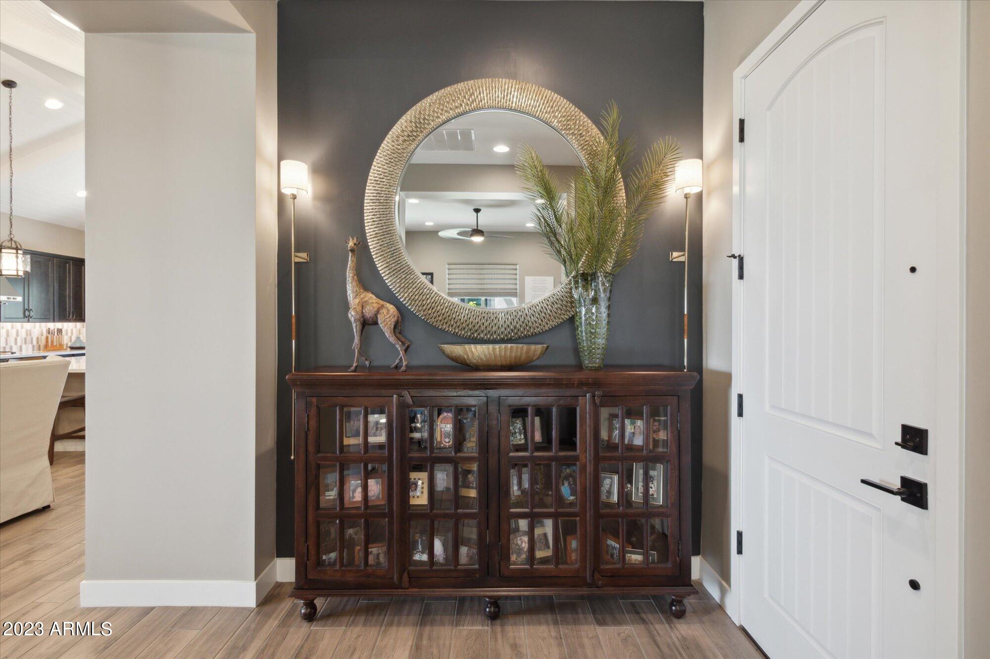 20471 W COOLIDGE Street