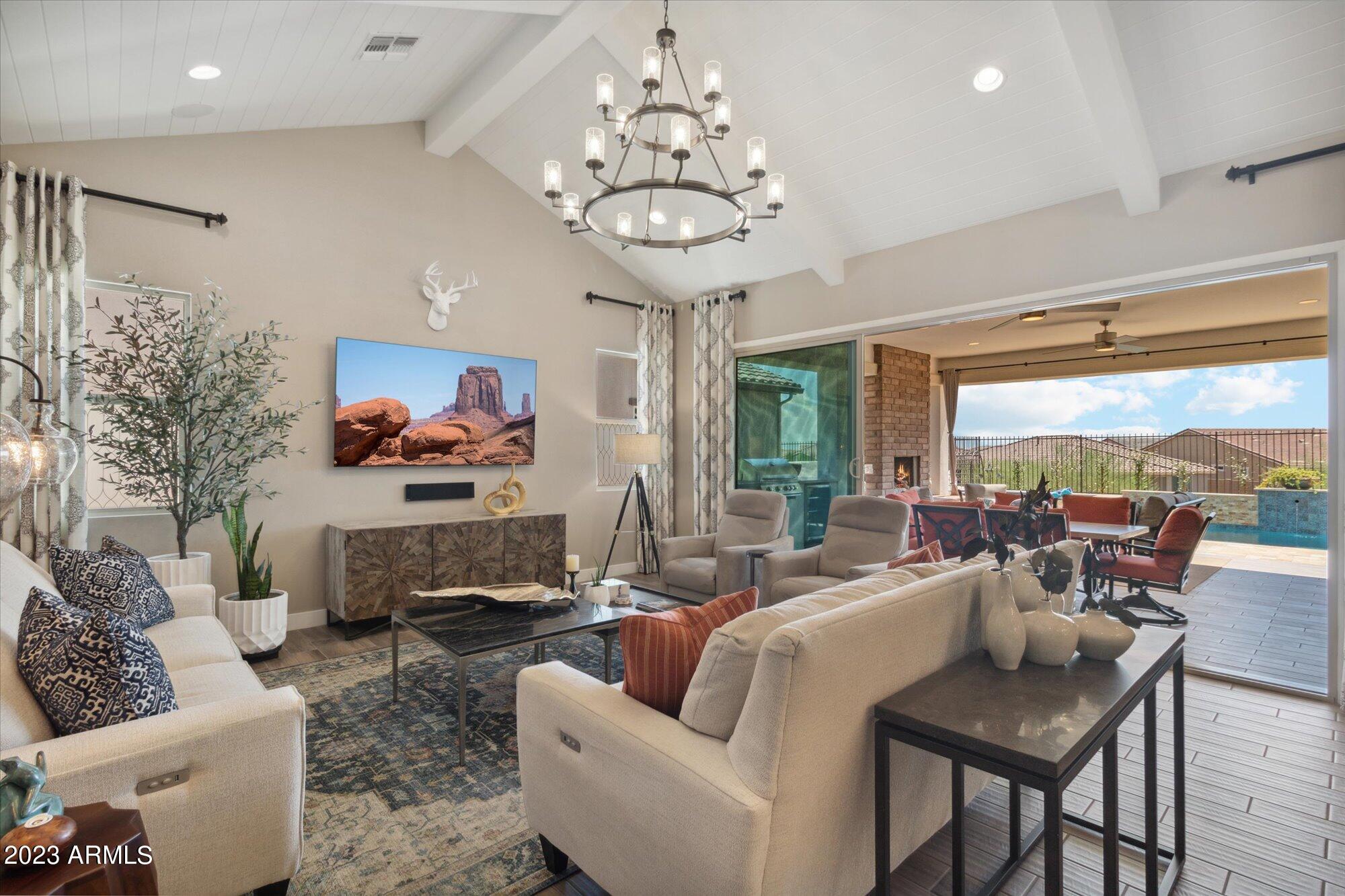 20471 W COOLIDGE Street