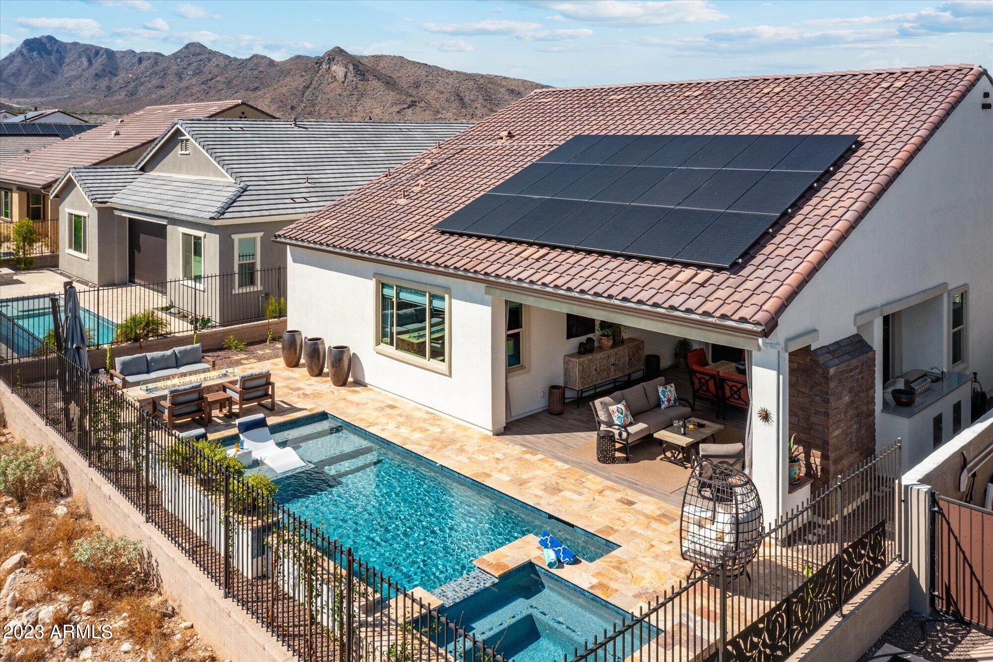 20471 W COOLIDGE Street