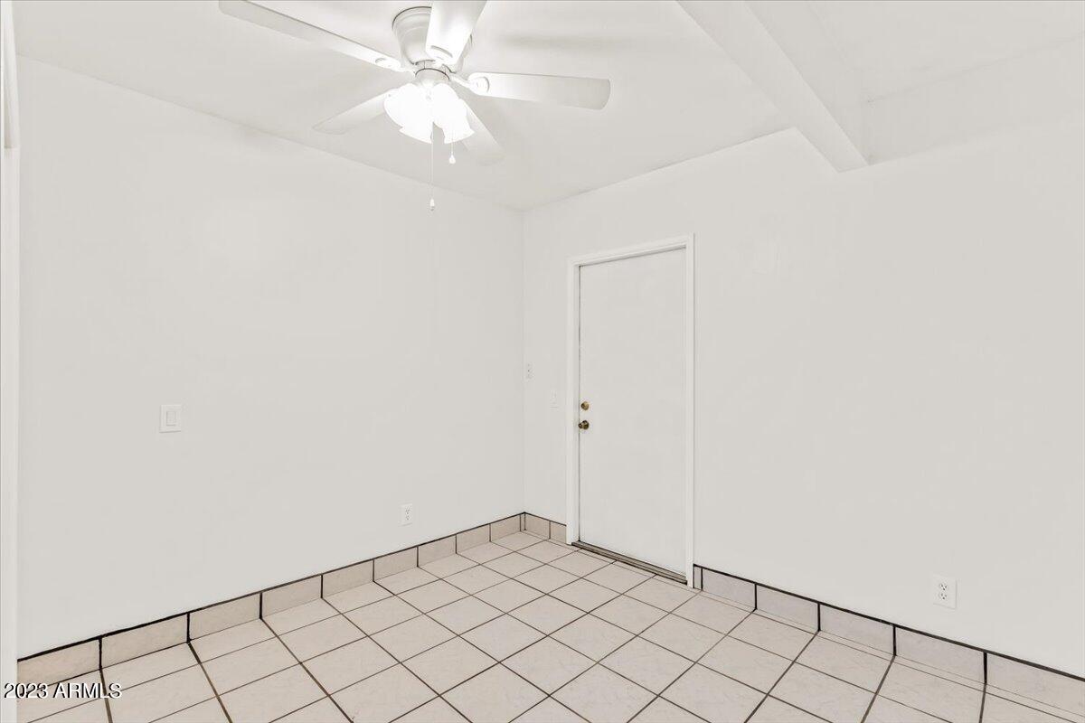 5037 E Clarendon Avenue